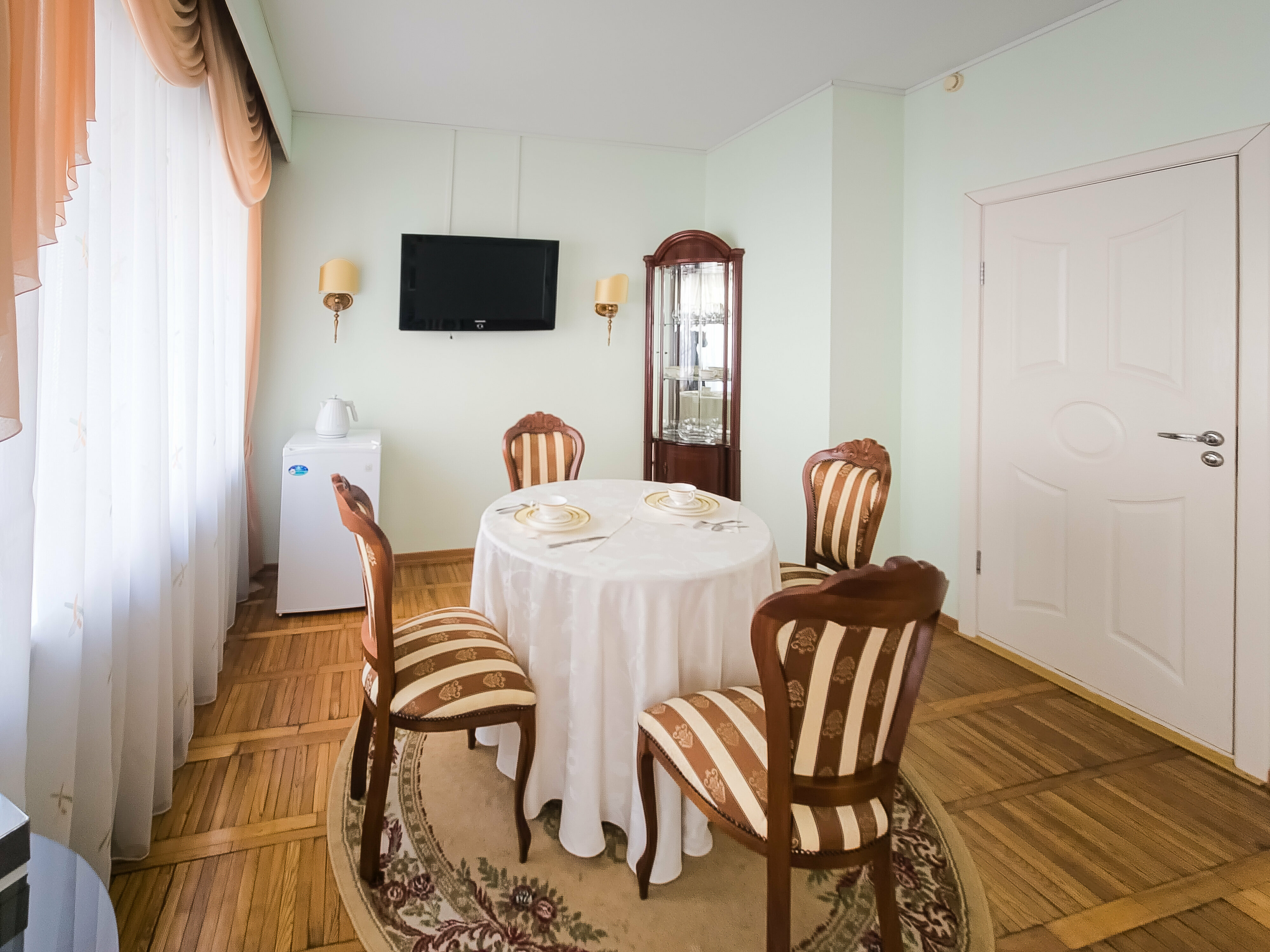 Номер-студия Делюкс