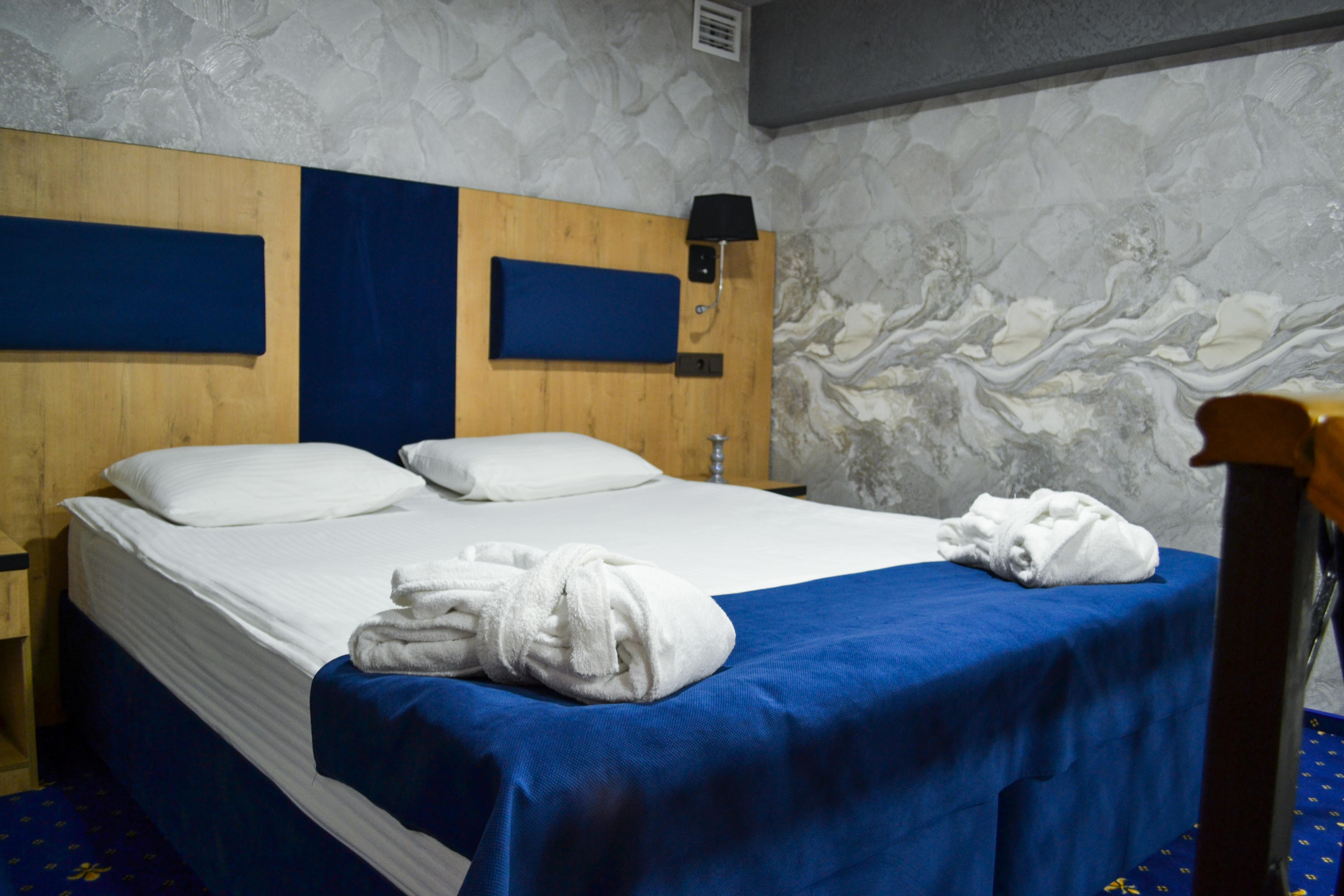 Двухуровневый номер категории "Лофт"