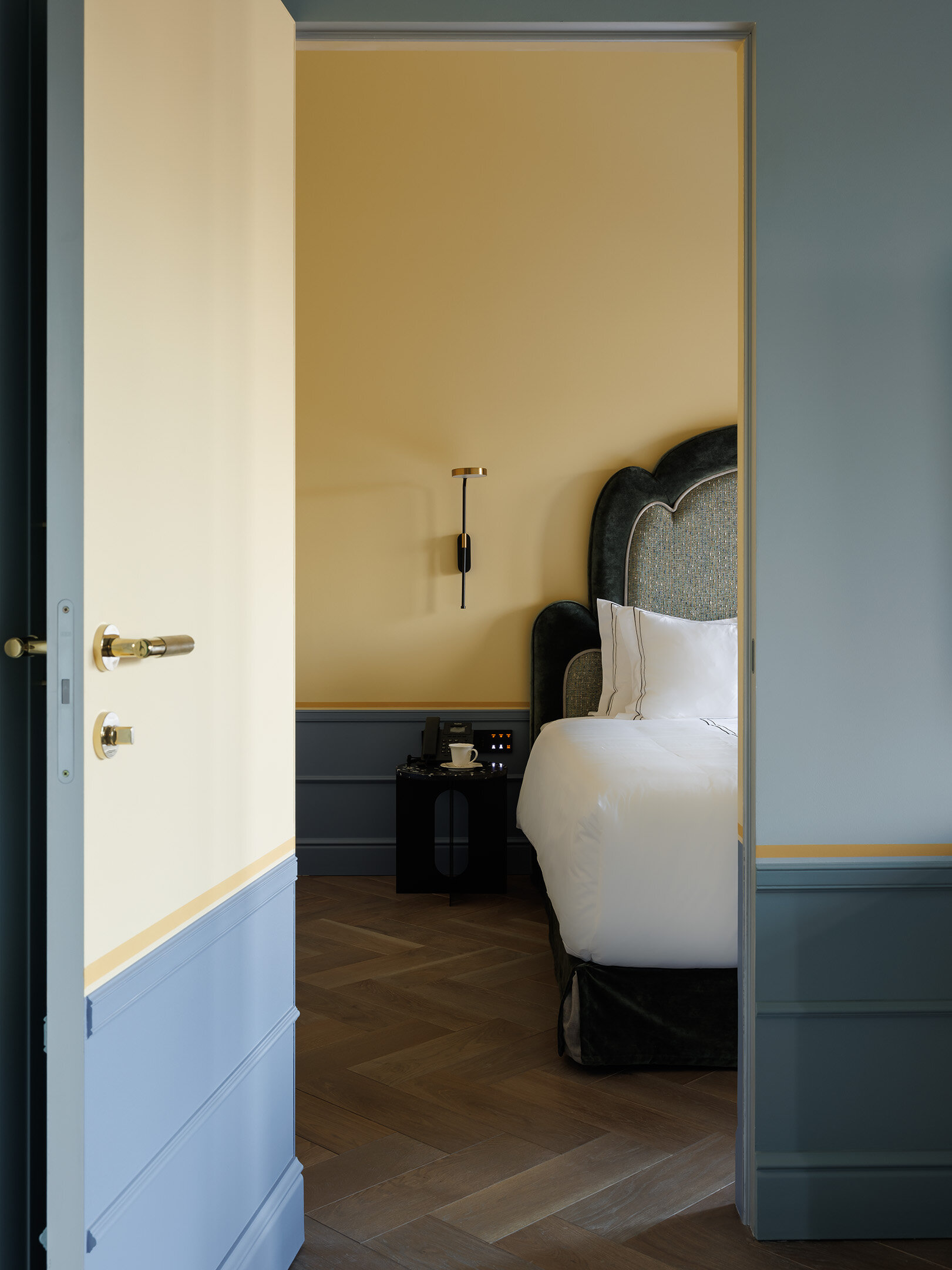 Люкс с видом на канал Грибоедова