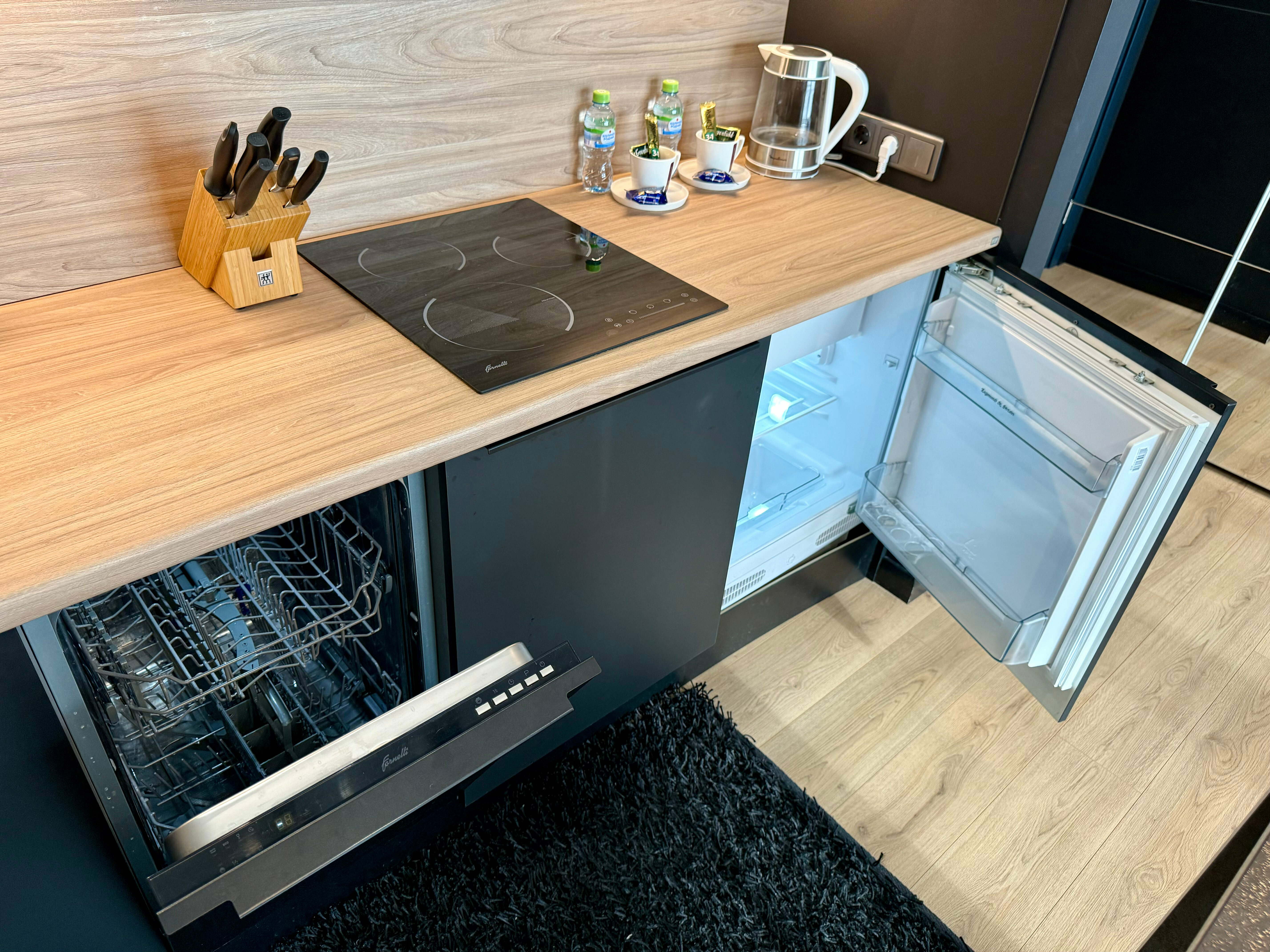 Номер Делюкс