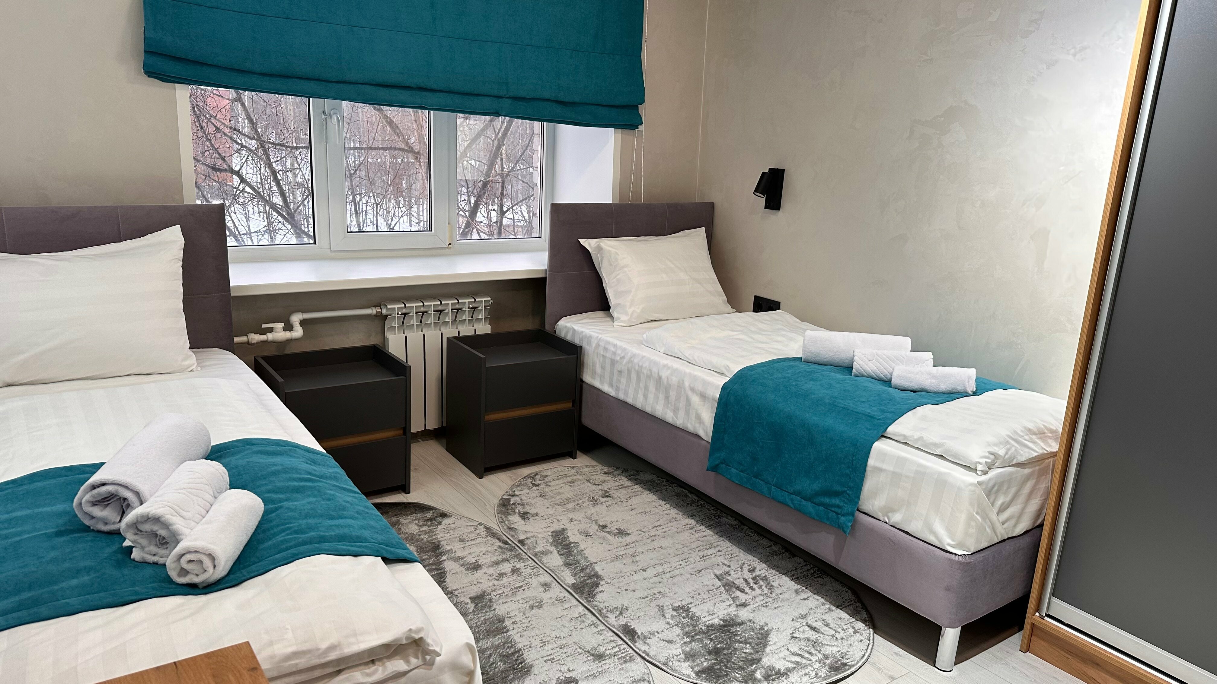 Односпальная кровать в общем номере