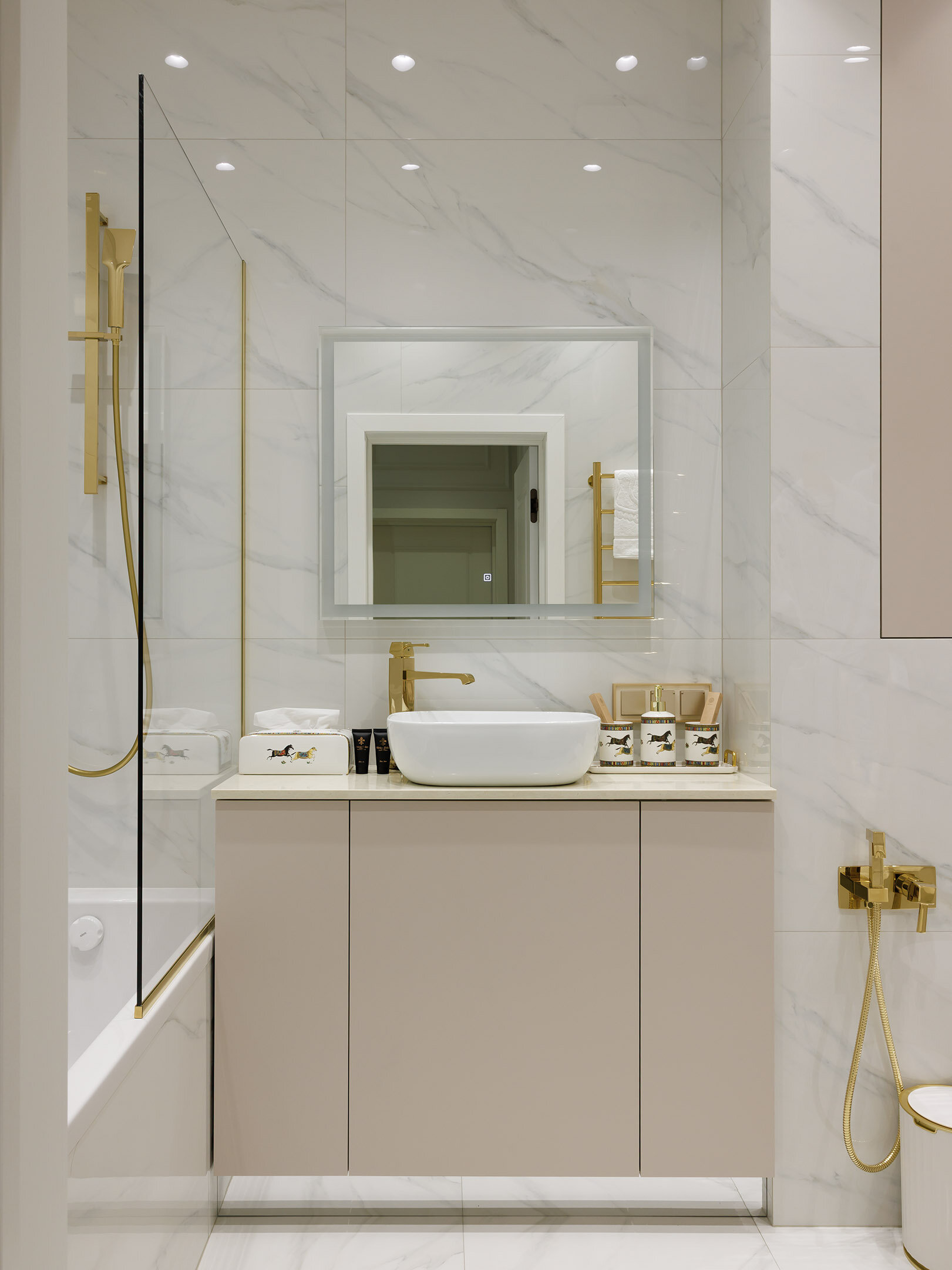 Студио Сюит