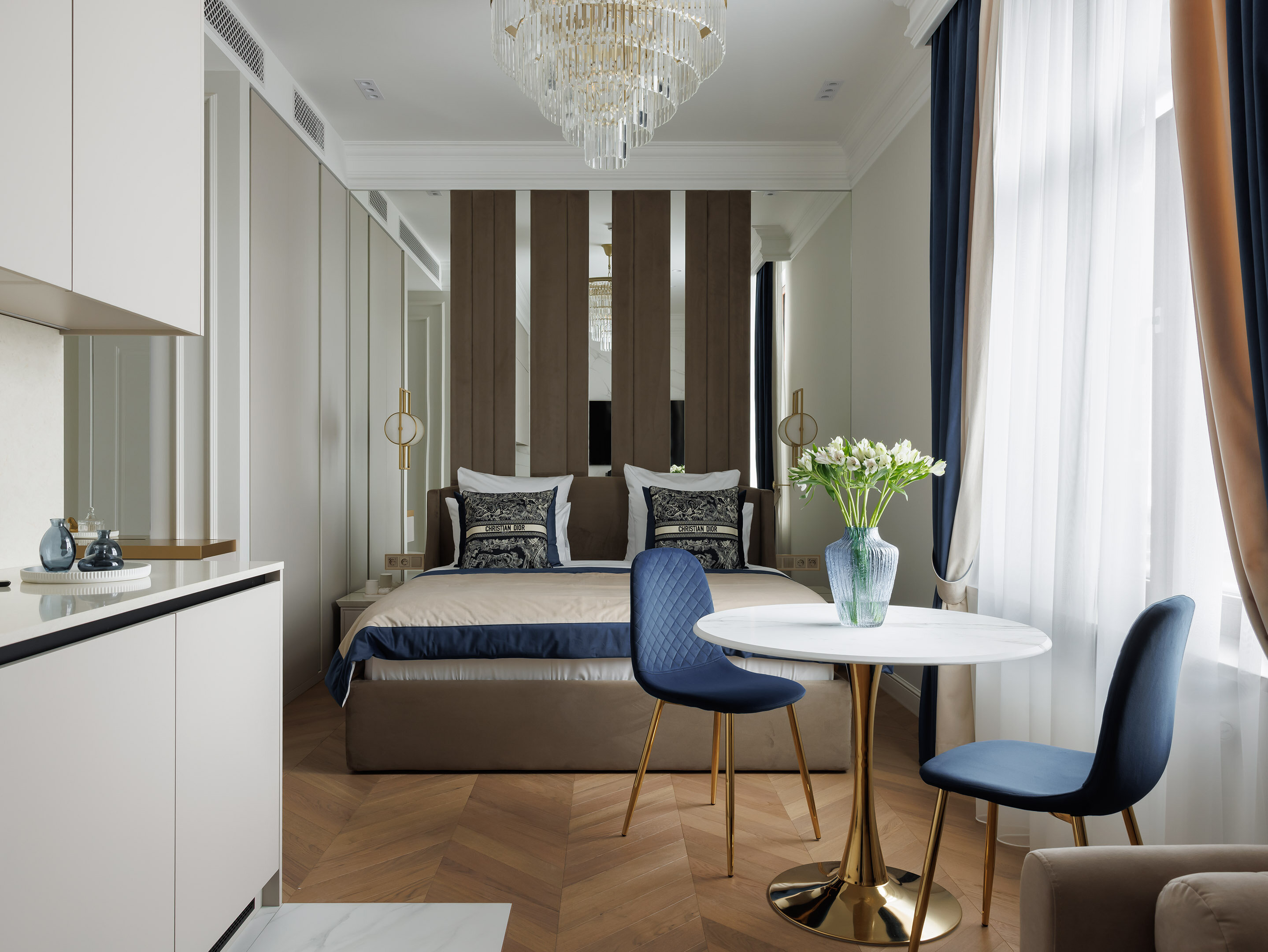 Студио с  видом на Неву 