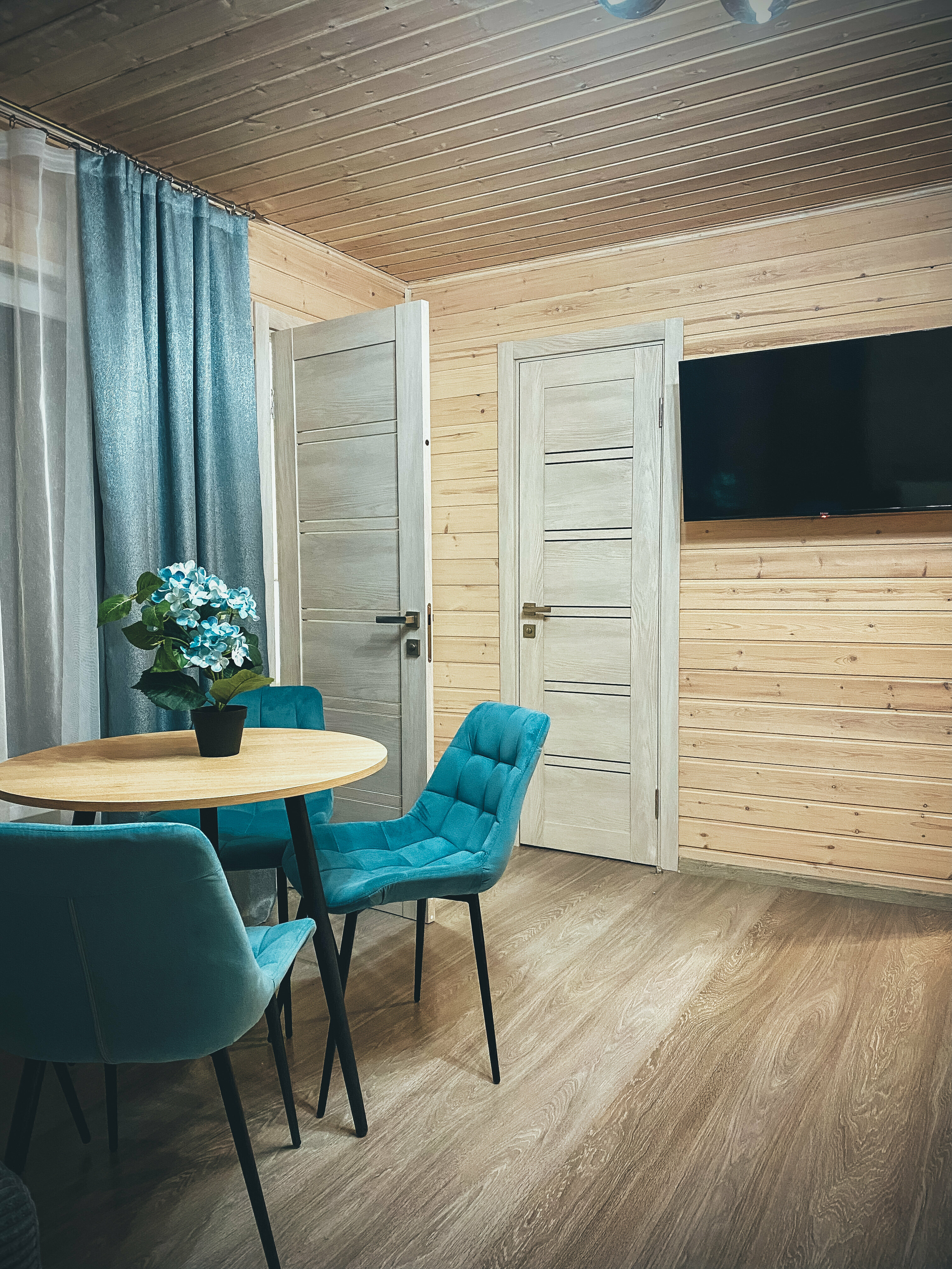 Двухкомнатное Шале с видом на реку №8