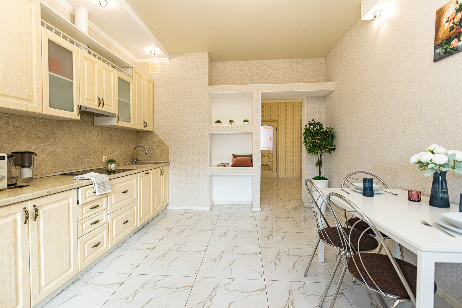 Апартаменты "с 2 спальнями 85кв/м " на Октябрьской 181/2