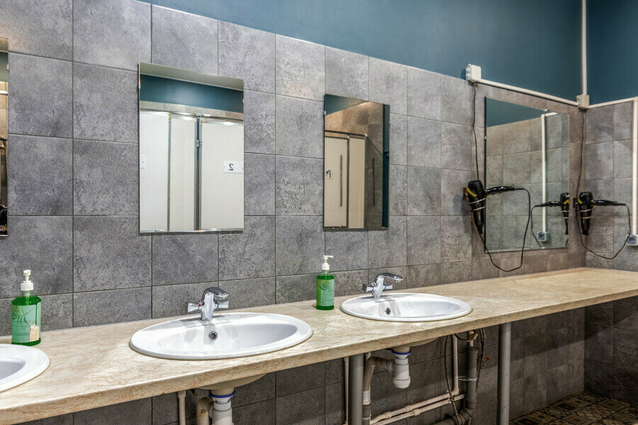 Двухместный номер с двуспальной кроватью (+ 2 доп.места)