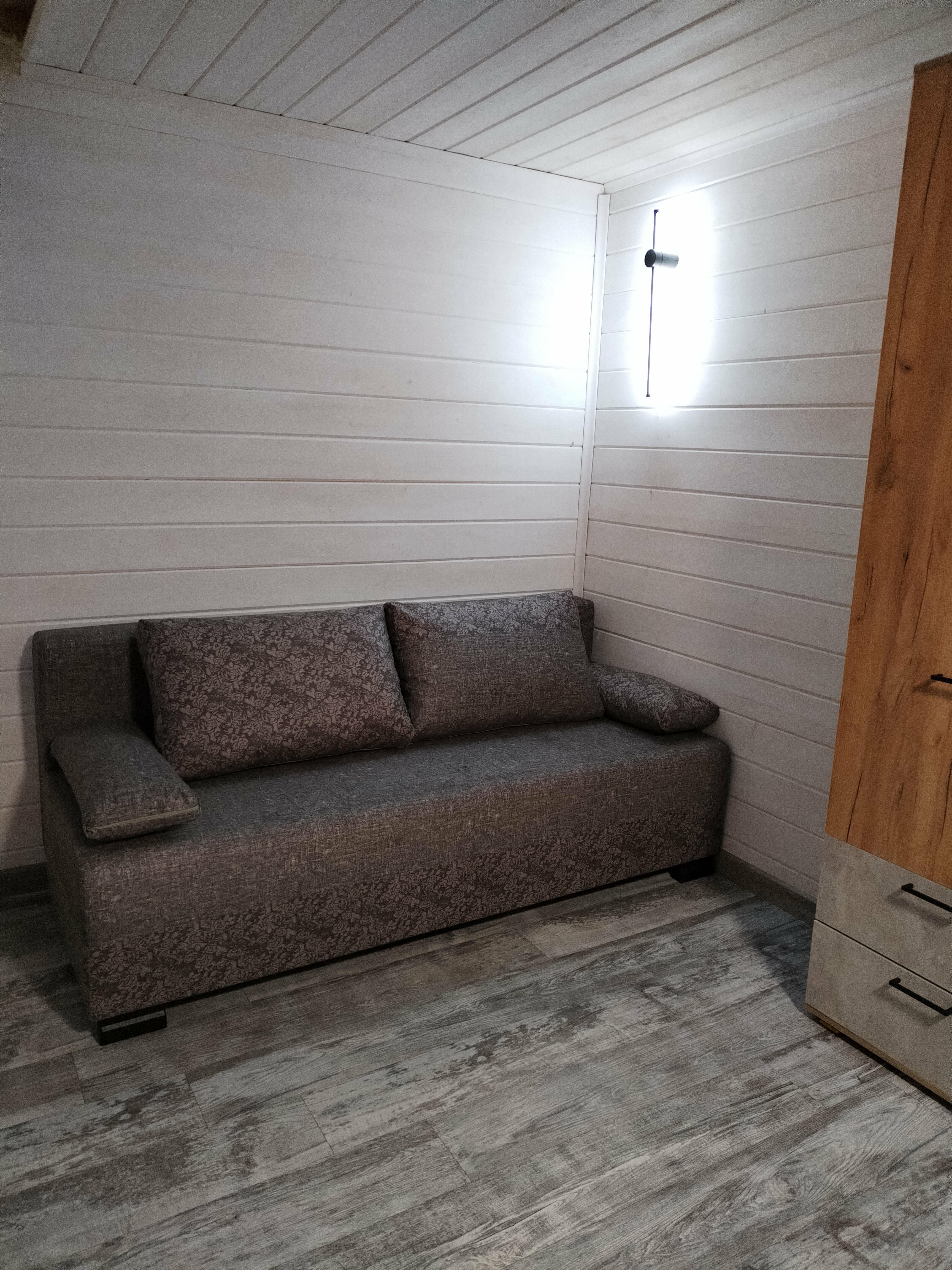 Уютный домик с сауной на берегу Ладожского озера