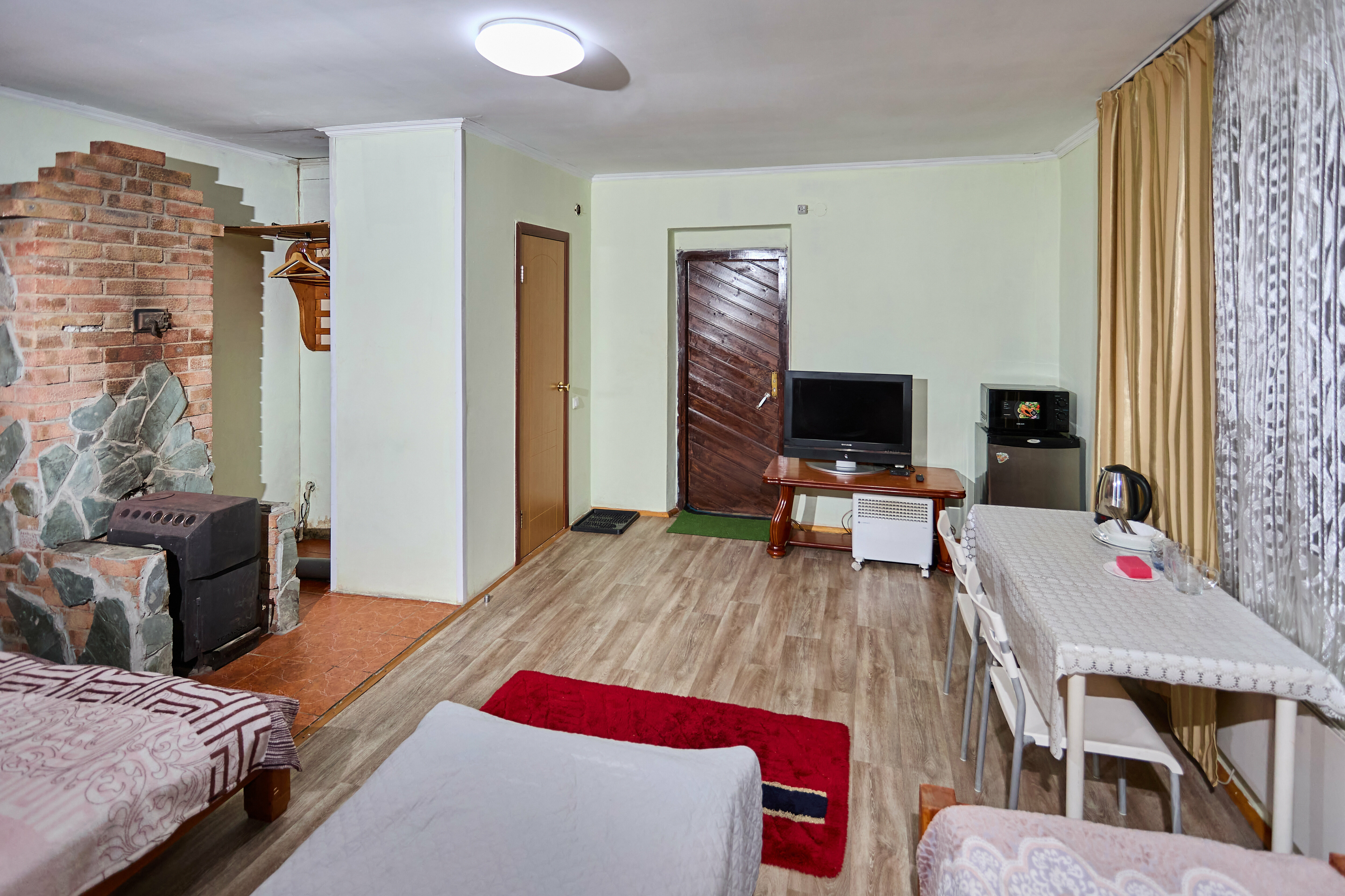 Солнечный 1