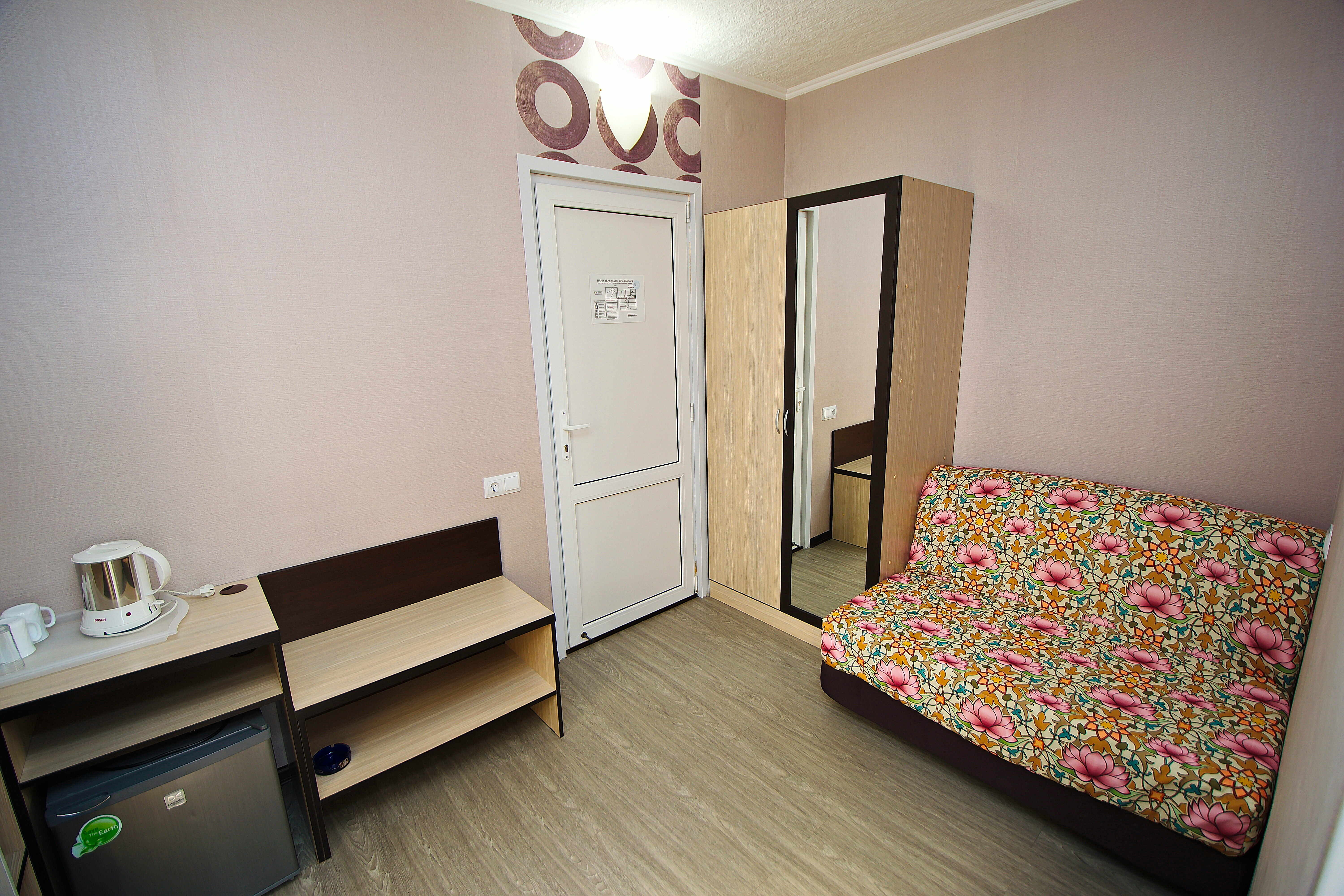 Стандартный 2х-комнатный с балконом и видом на море