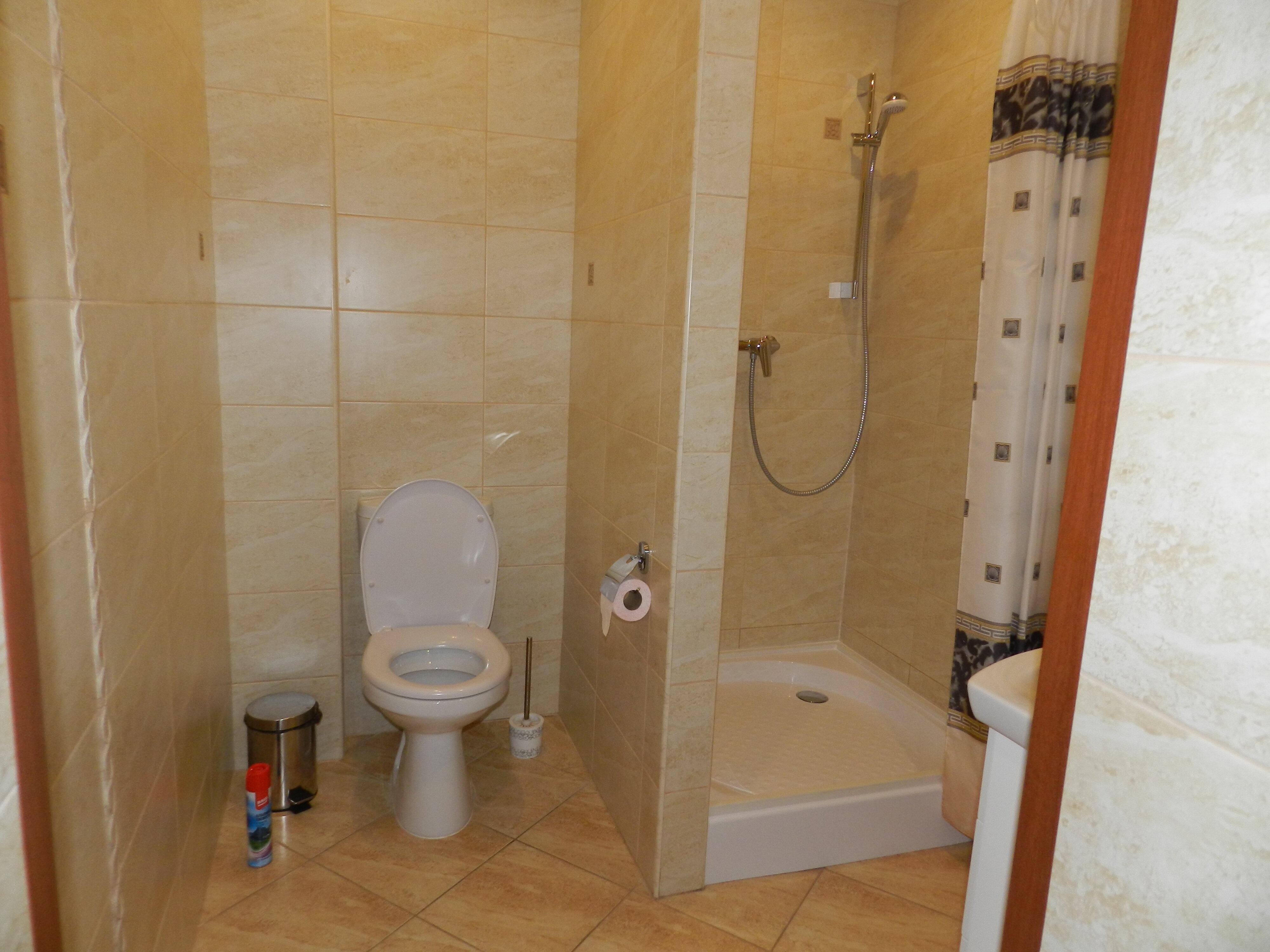 Улучшенный двухместный номер с 2 отдельными кроватями