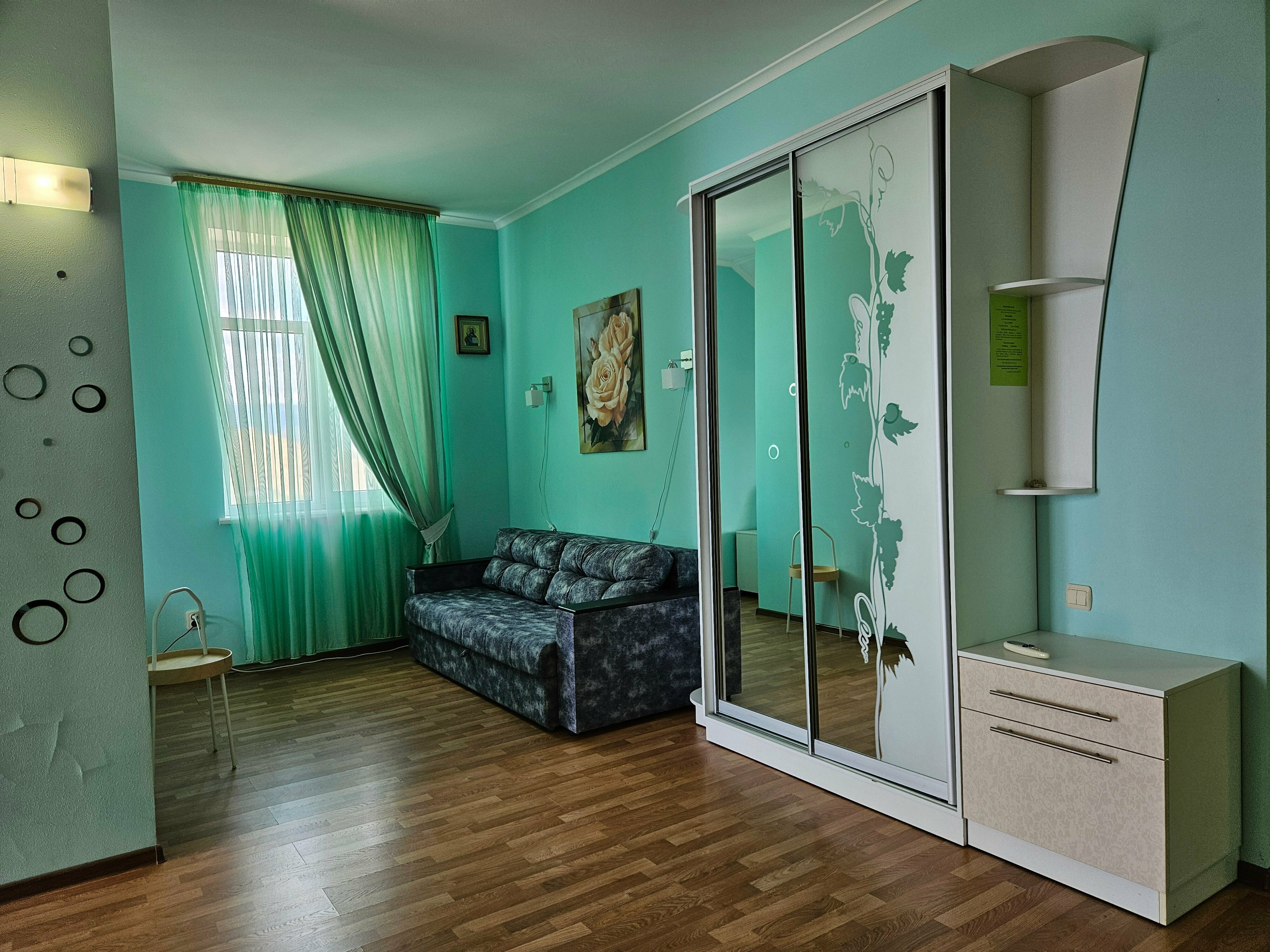 Апартаменты-студия с видом на море