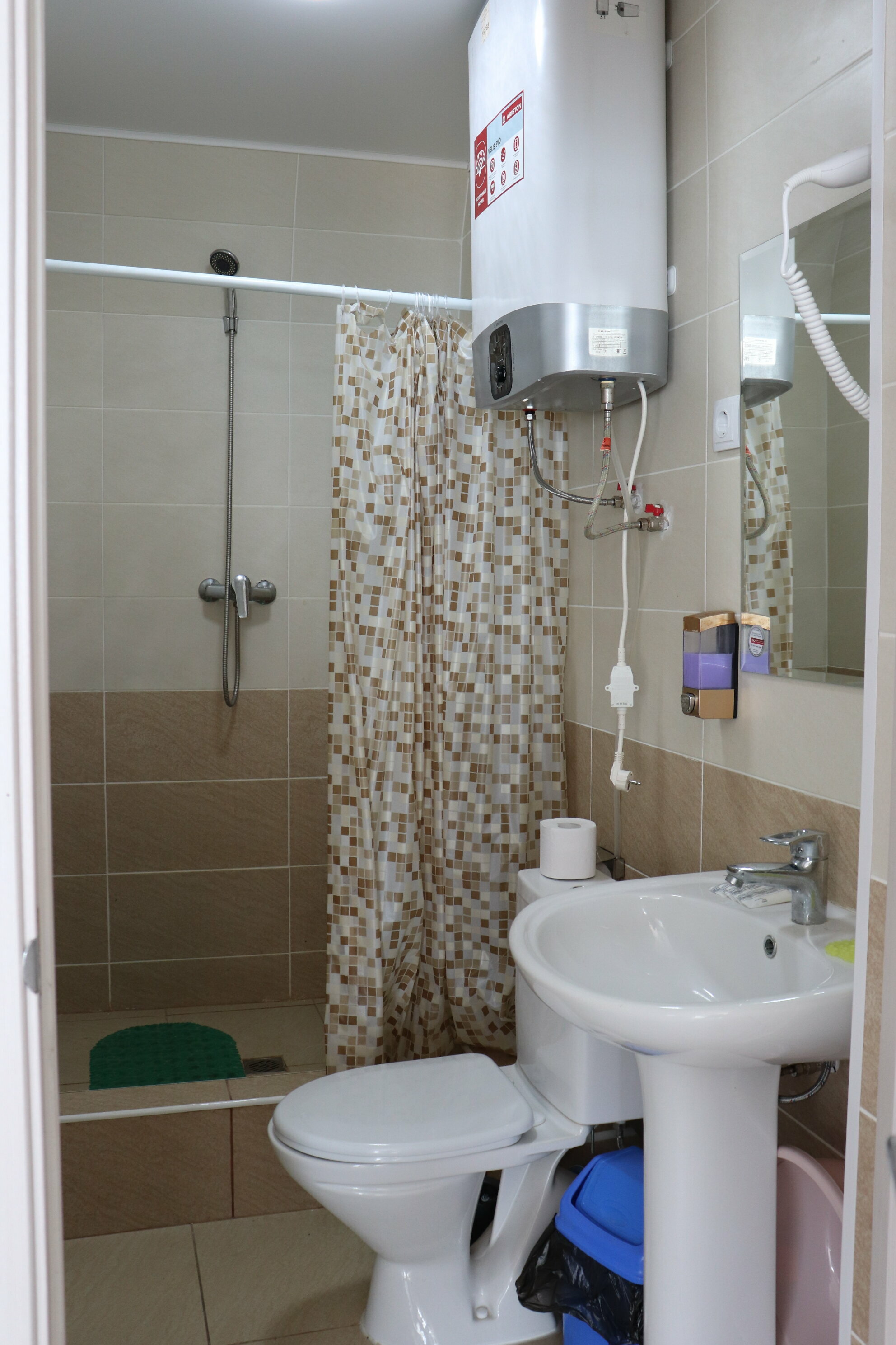 Апартаменты-евродвушка с видом на море