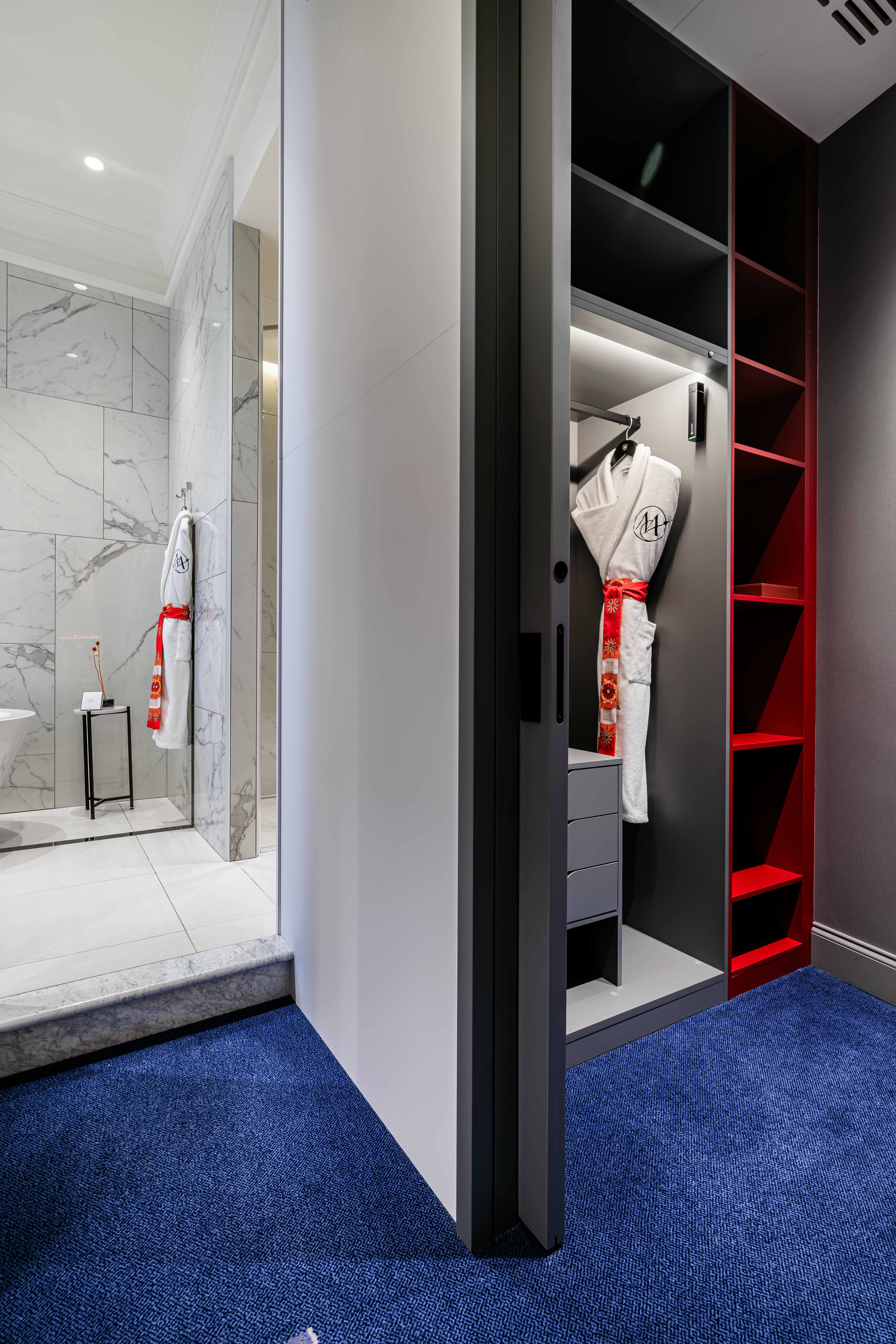 Люкс Амбассадор