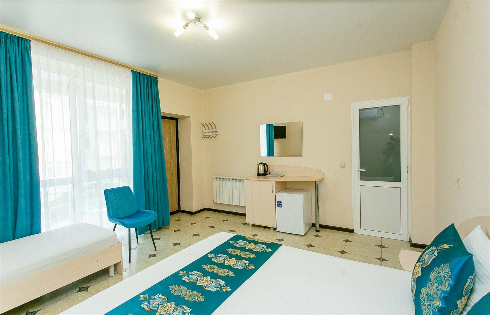 Трёхместный Семейный