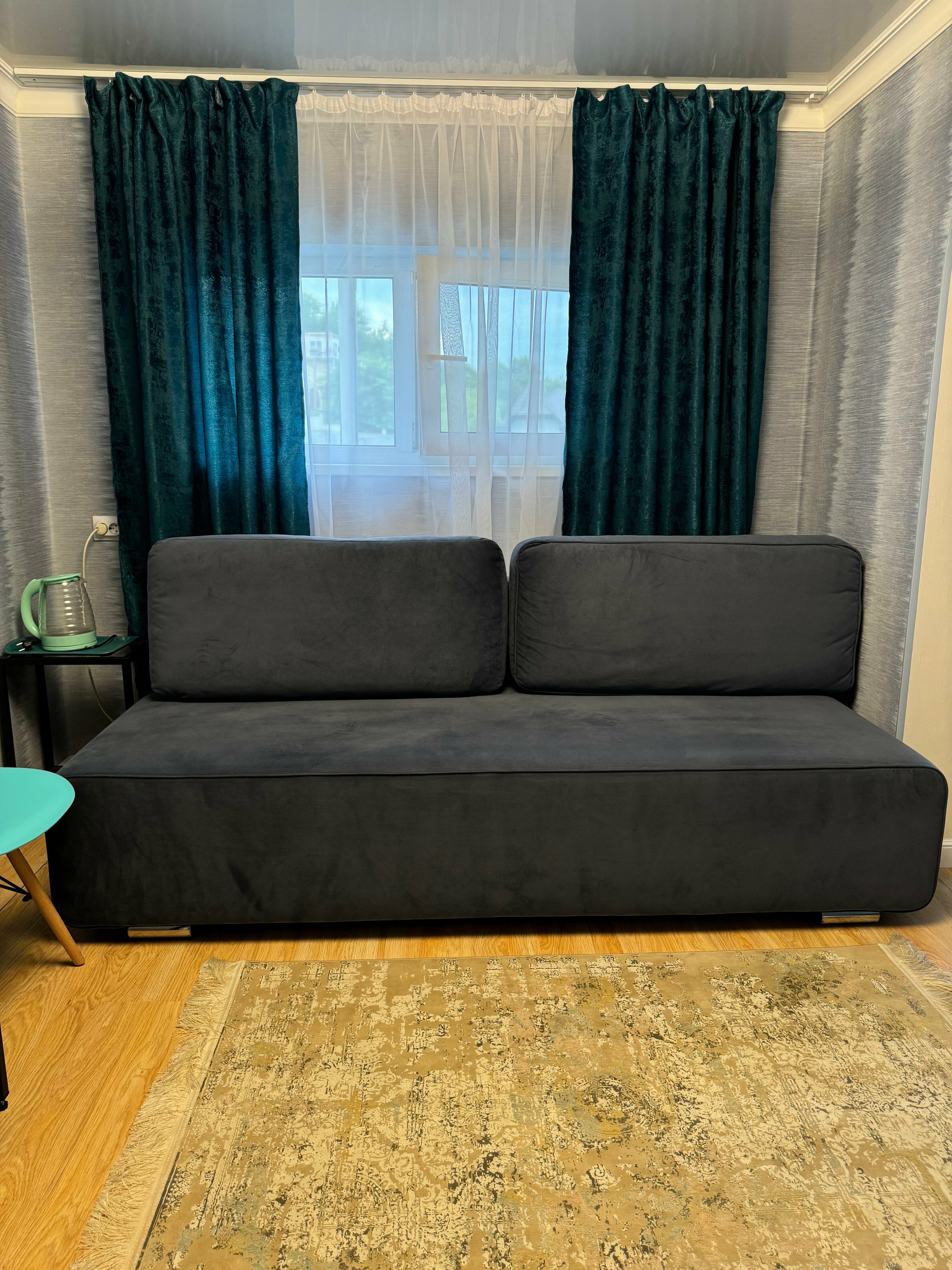 Трехместный номер с балконом