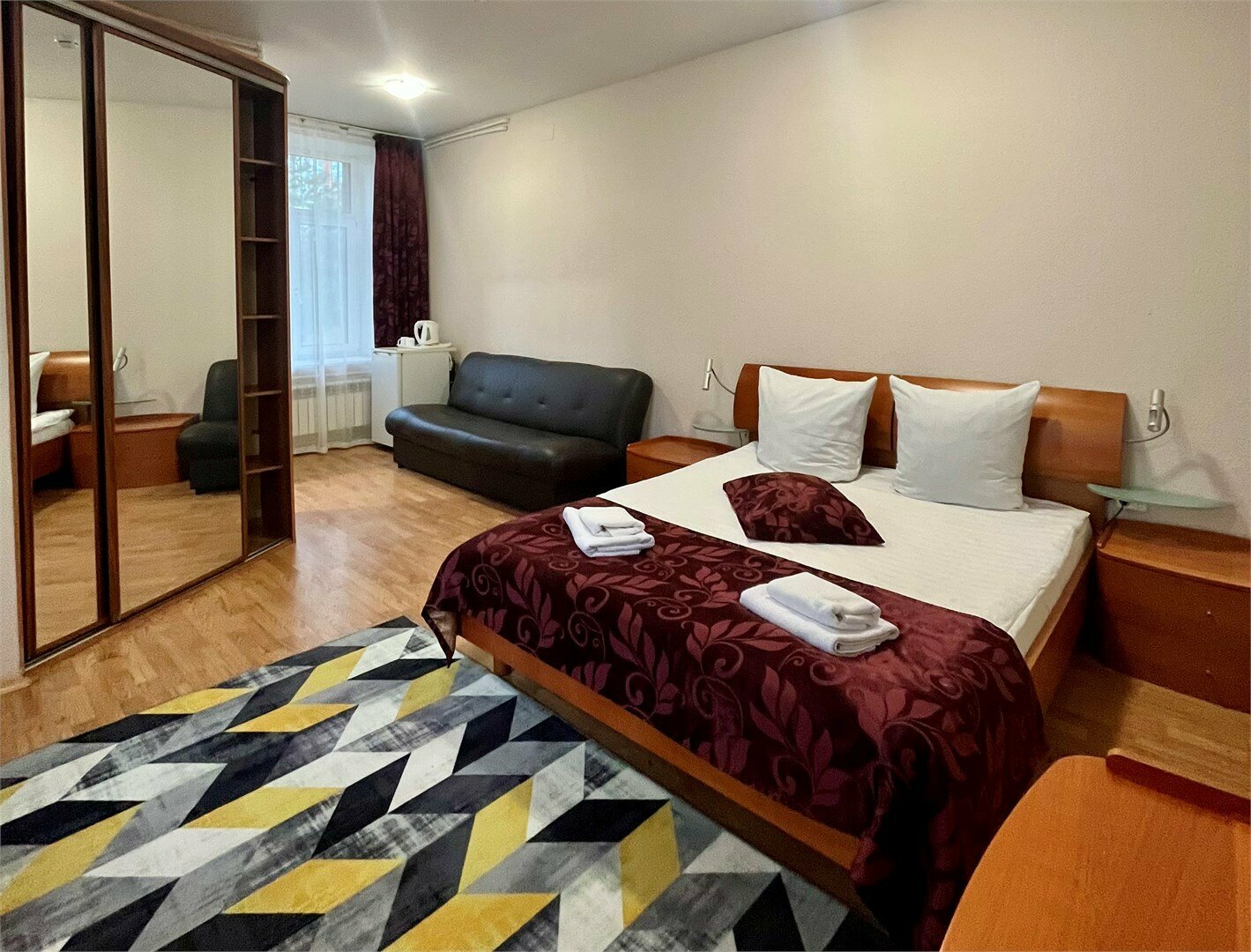 Однокомнатный Стандарт Плюс (двуспальная кровать)