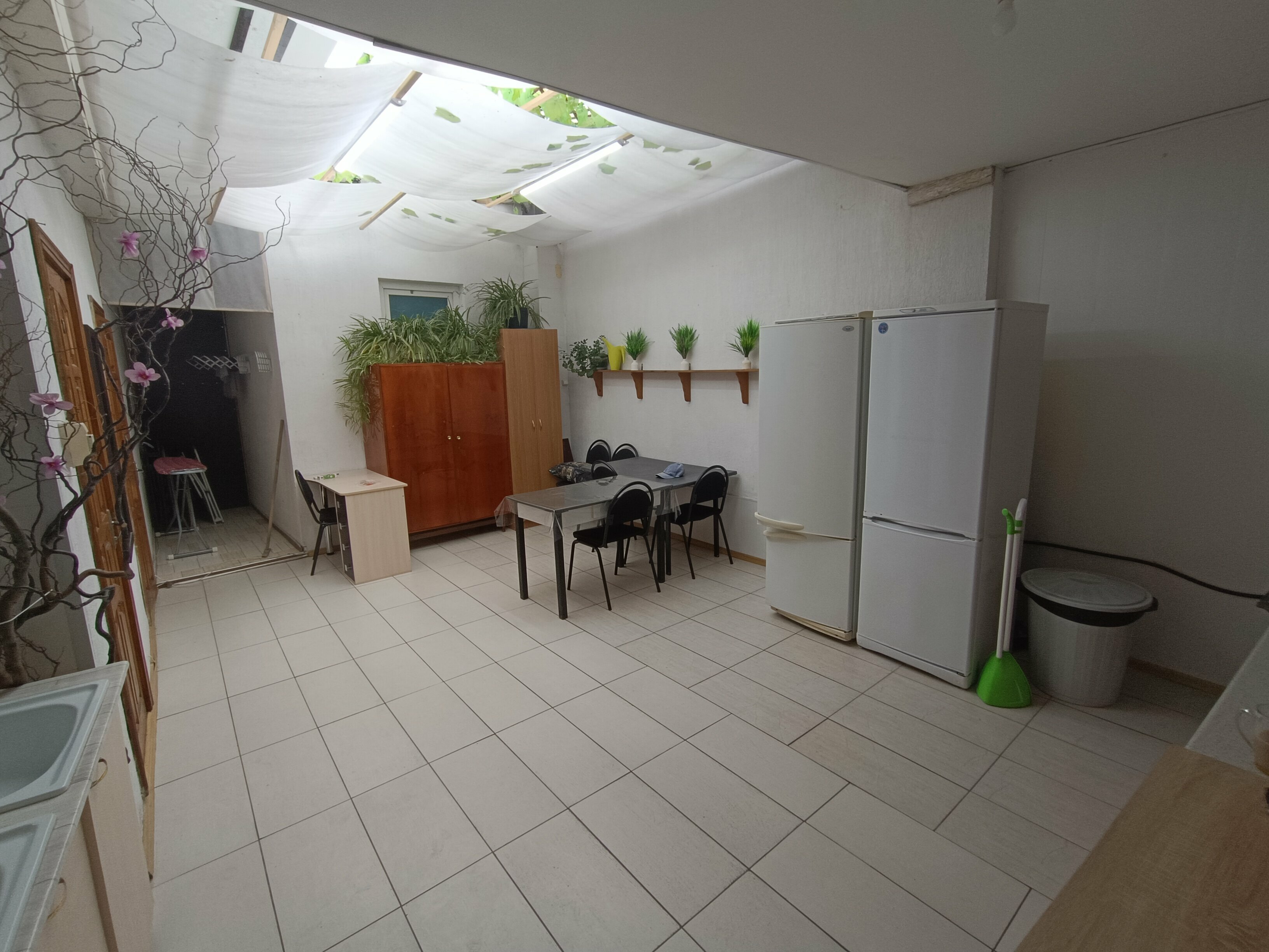 Одноместный номер с общим душем и туалетом