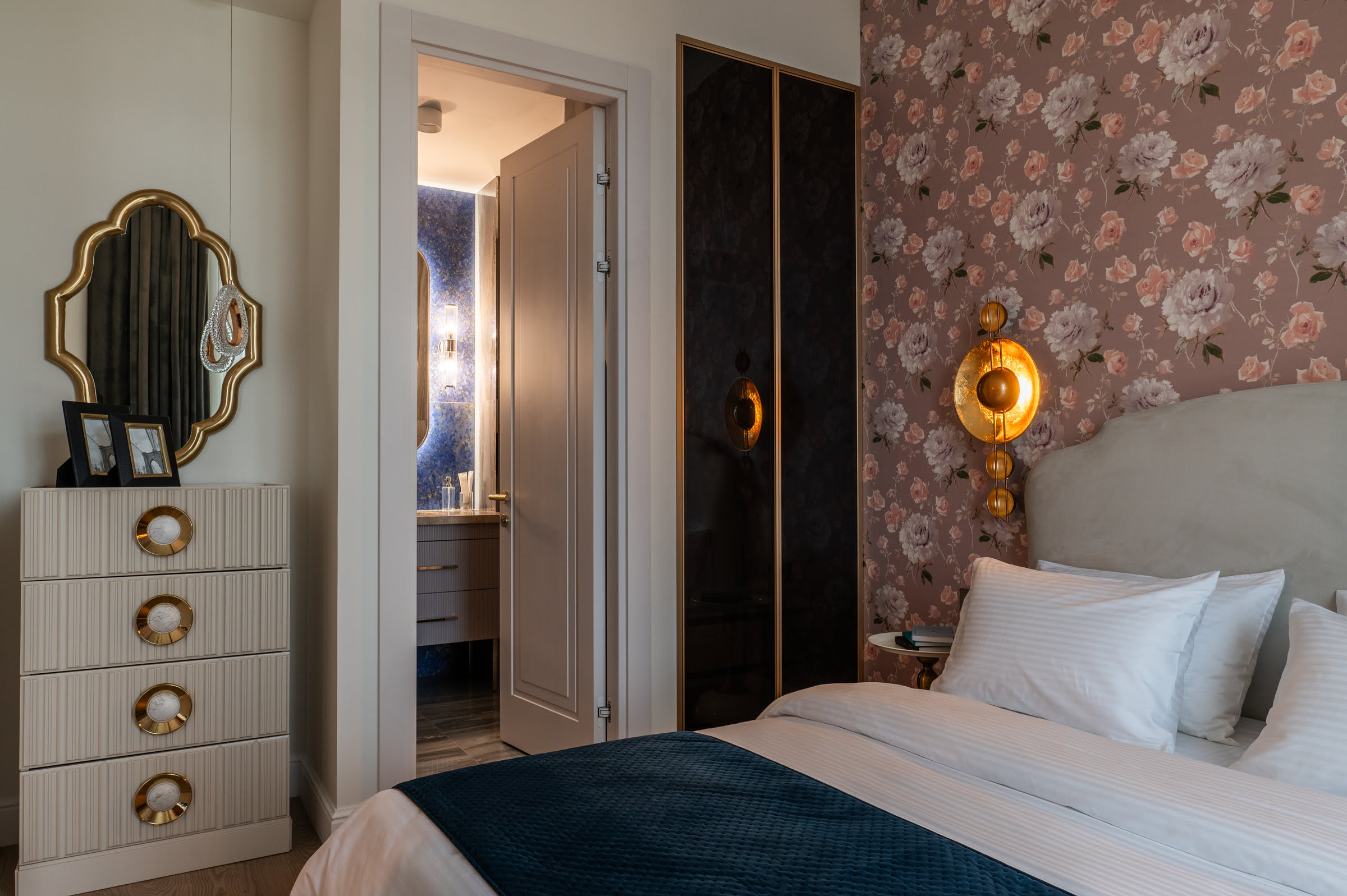 Jasmine - апартаменты Look&Feel