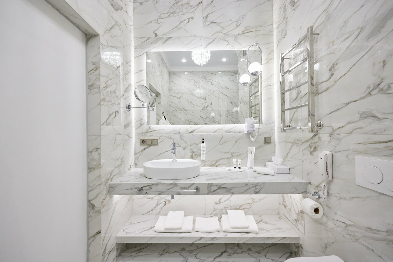 De Luxe Премиум Двухместный номер с кроватью Queen-size