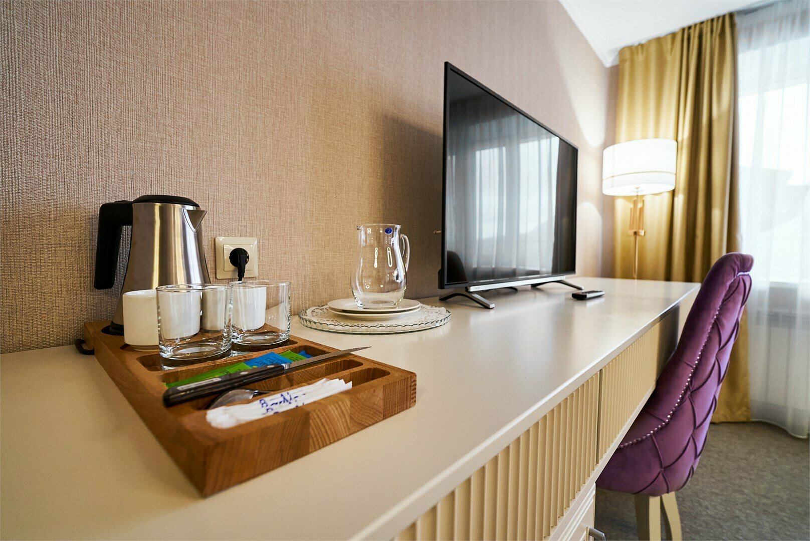 Полулюкс (вид на Detox зал)