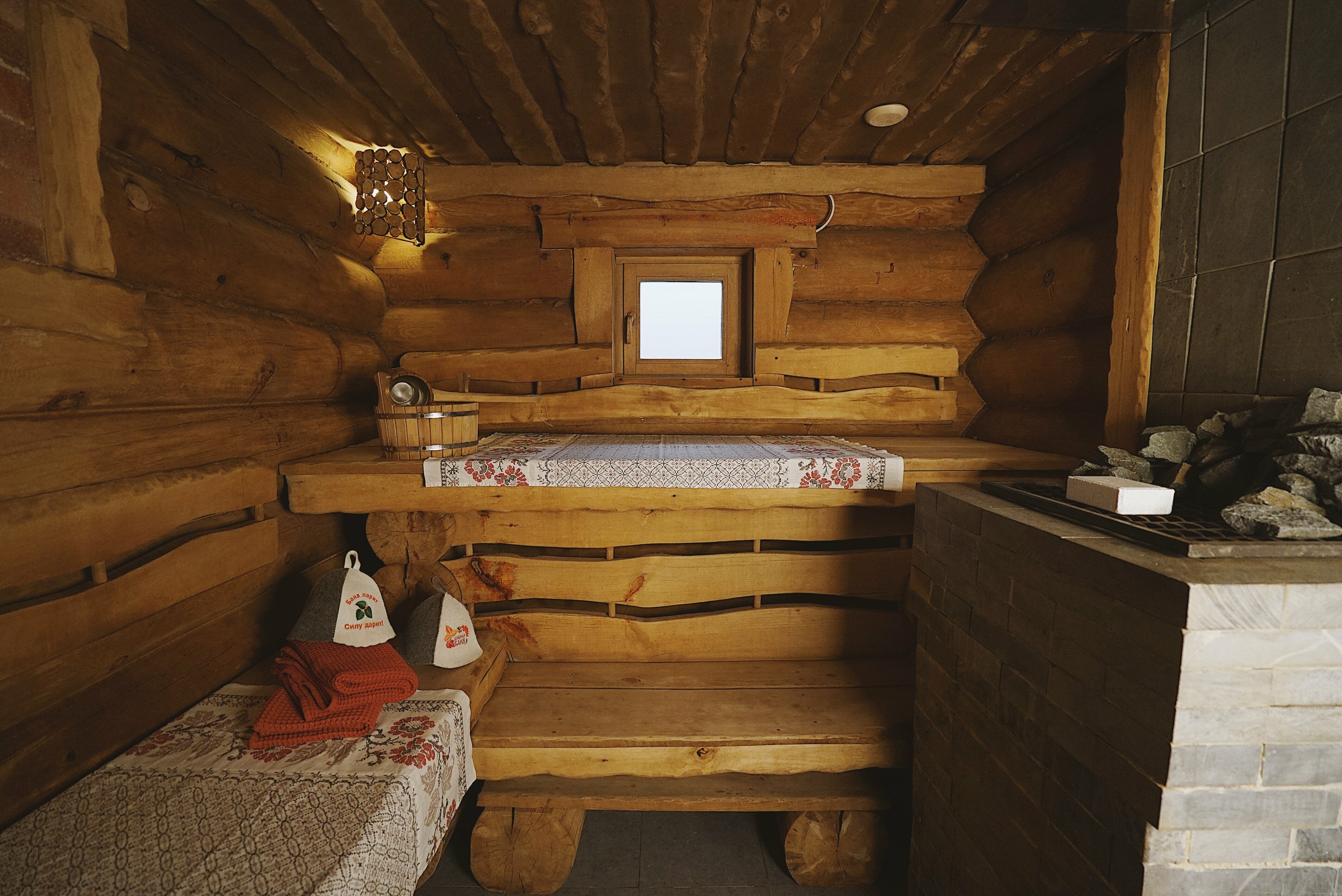 Терем с баней и джакузи на террасе