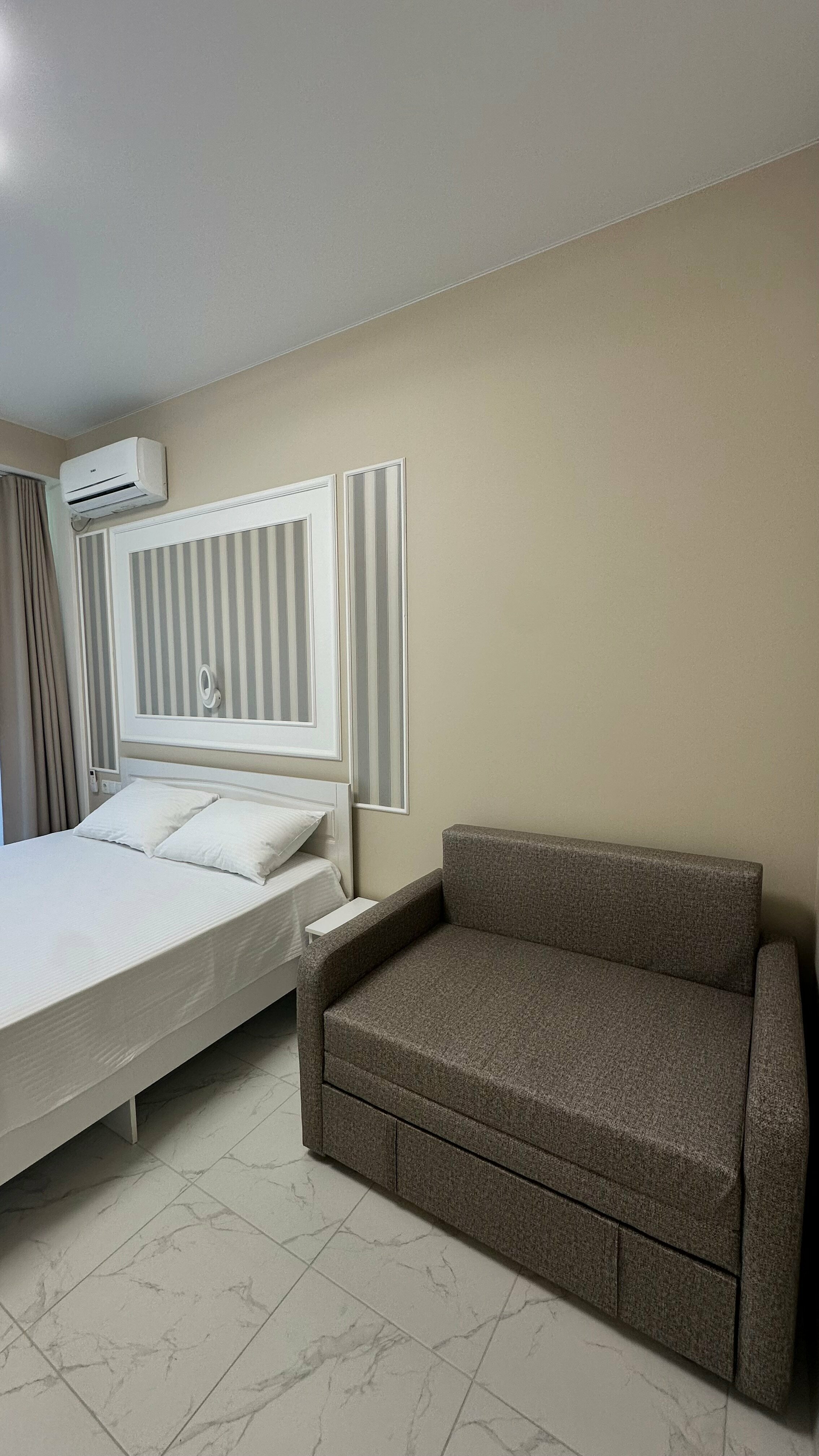 Трехместный номер с балконом/террасой