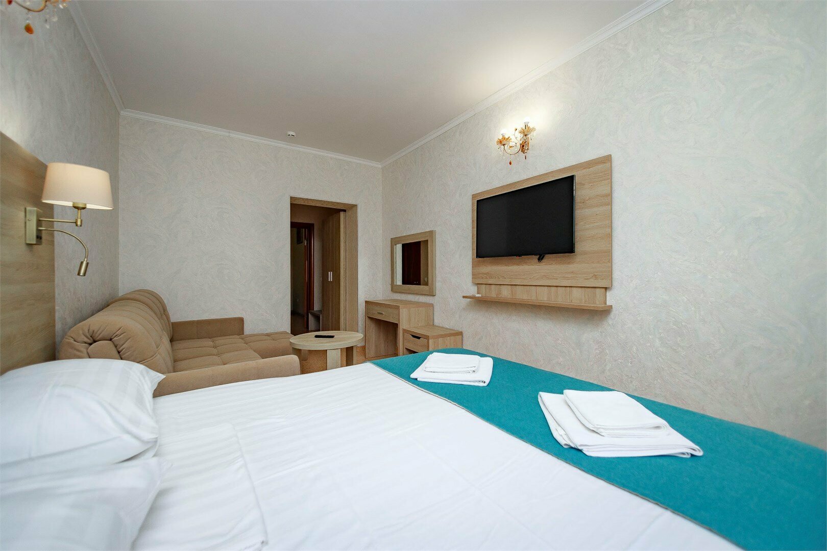 Двухкомнатные апартаменты с кухней