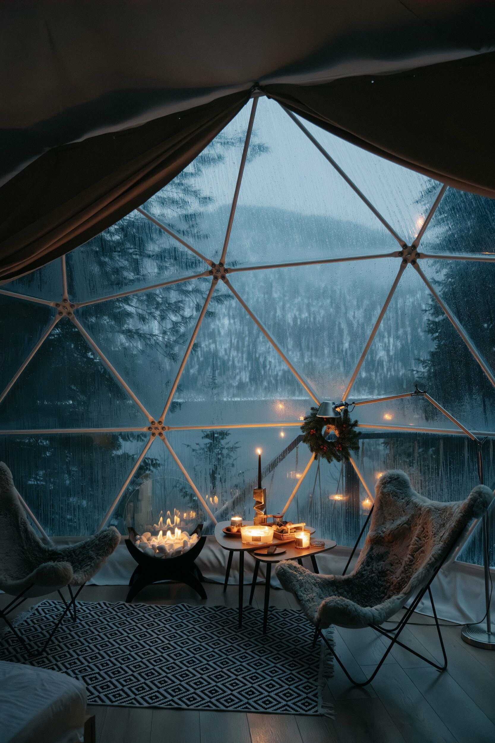 Купол с сауной и видом на озеро