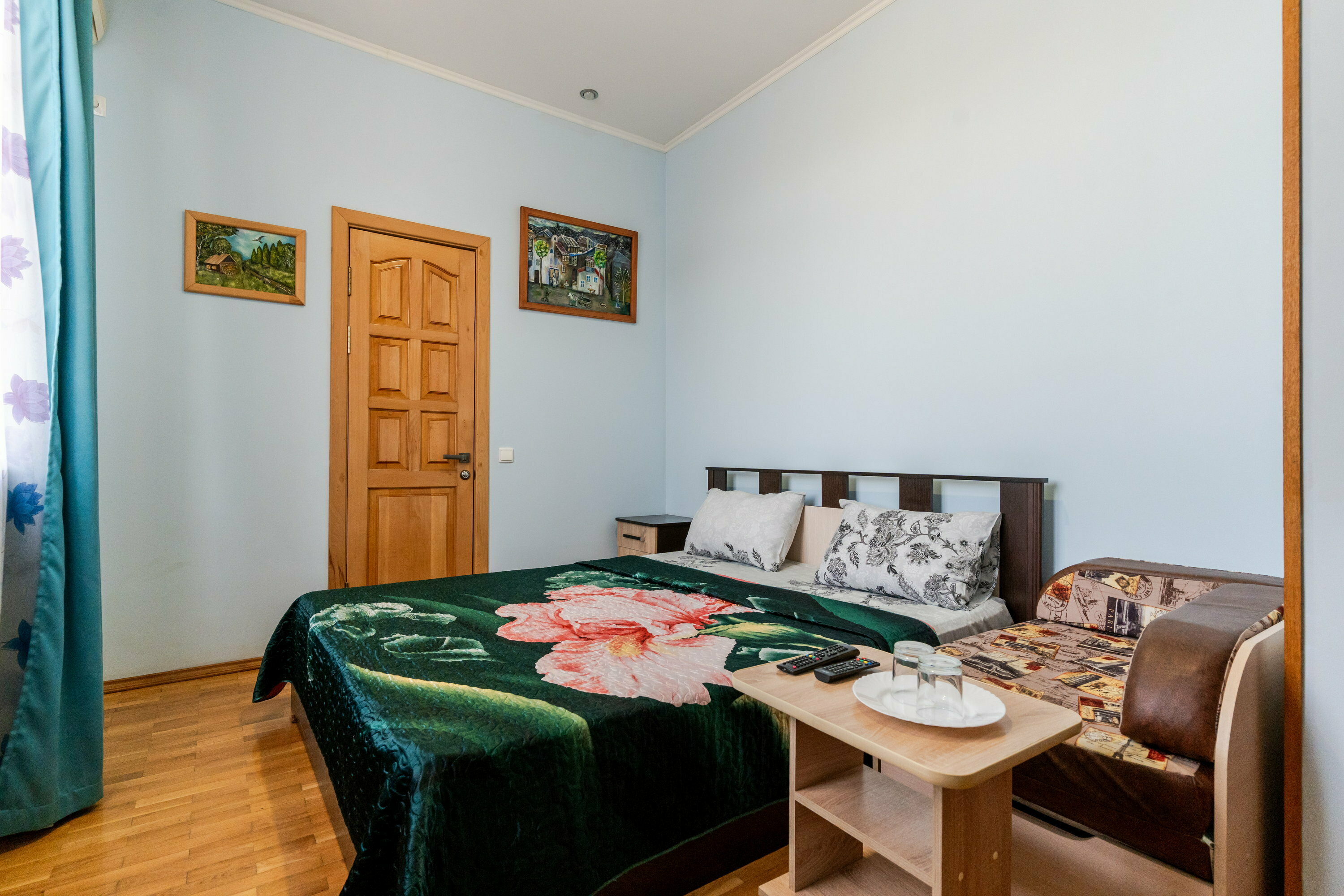 Трехместный стандарт