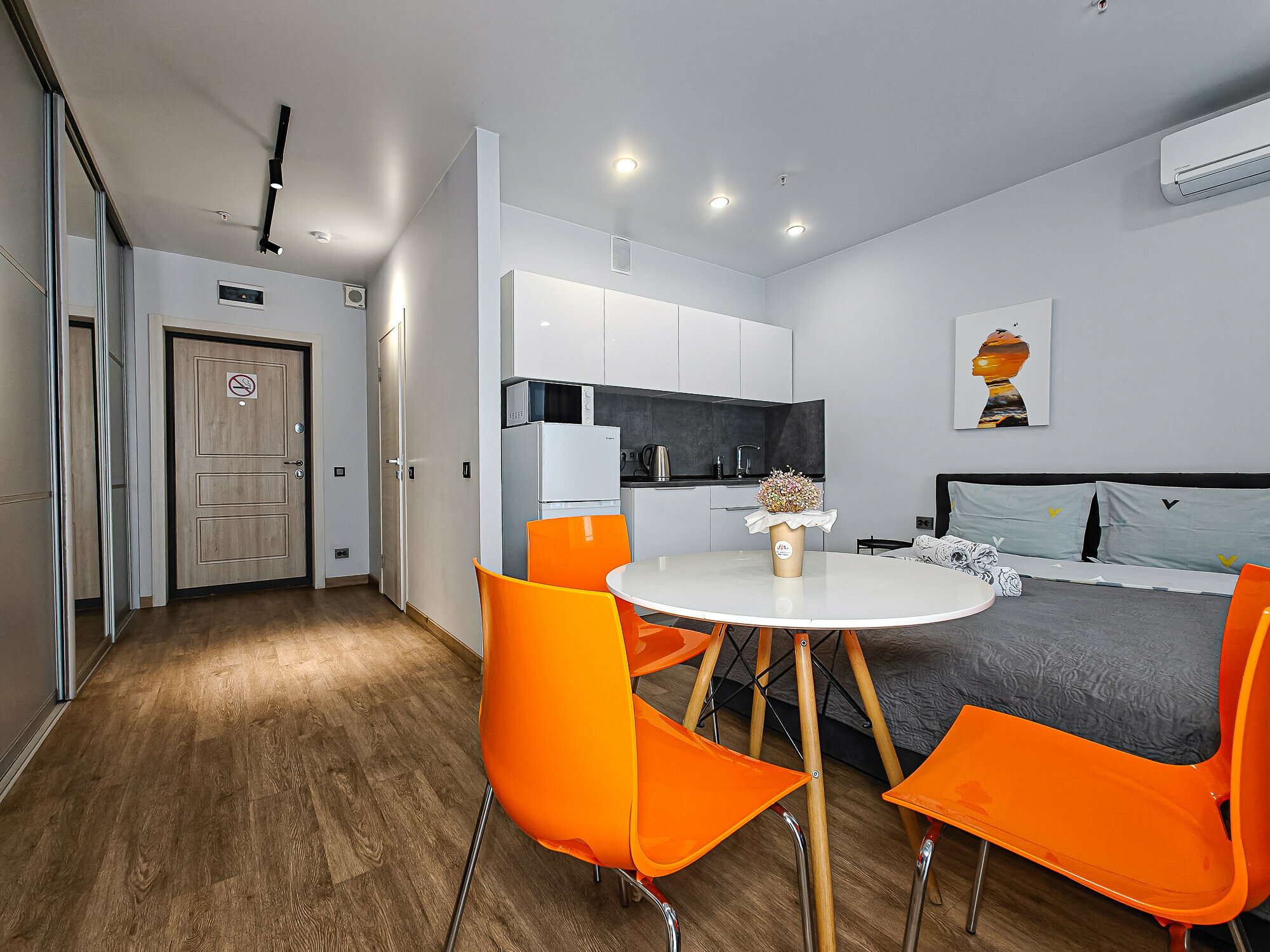 Апартаменты-студия с видом на море