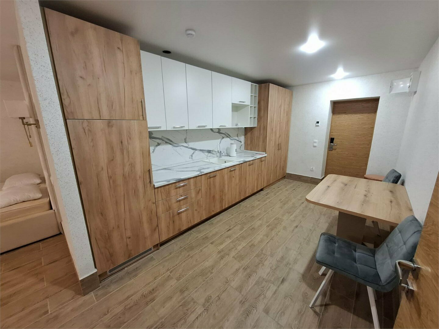 Люкс однокомнатный с камином