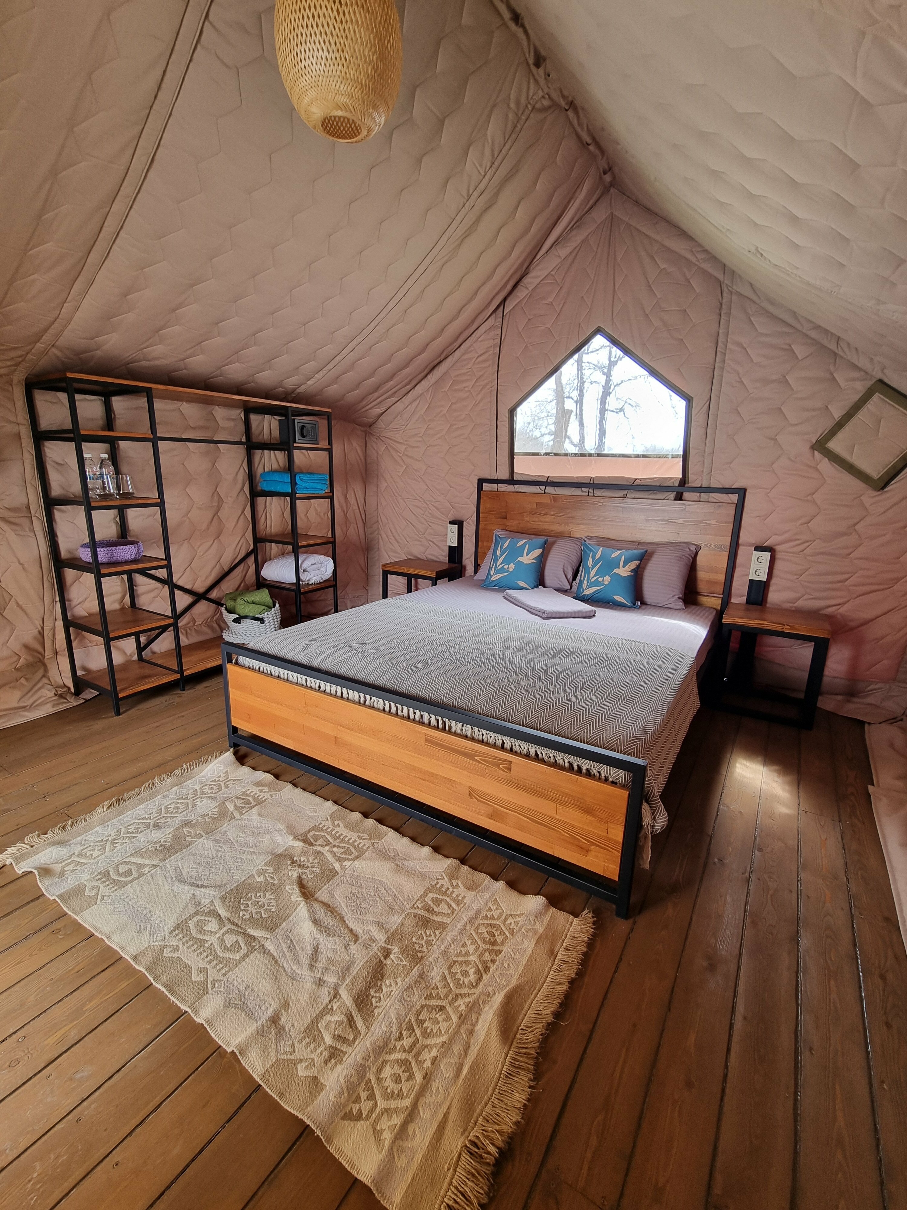 Двухместный номер с 1 кроватью и видом на бассейн