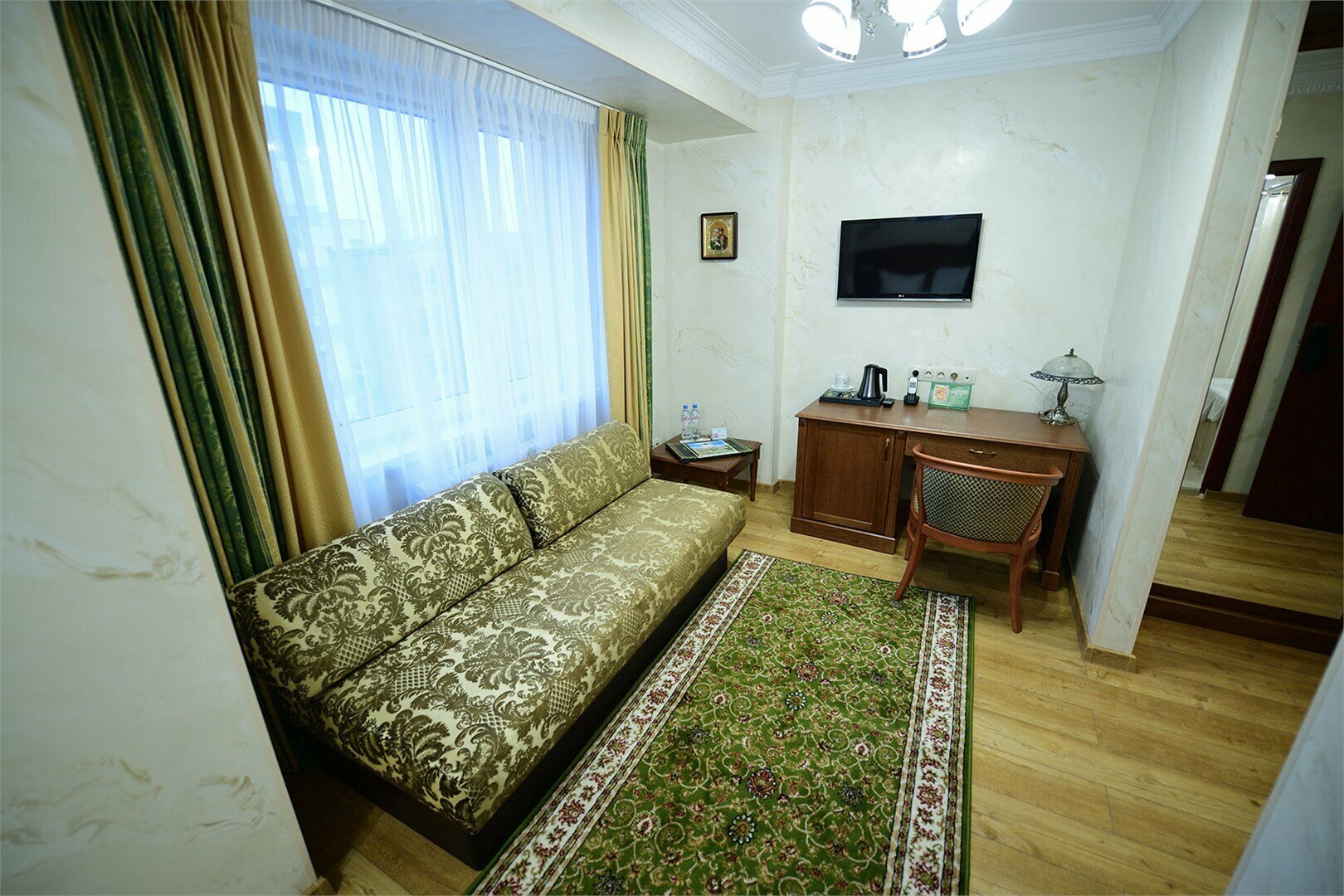 Бизнес-стандарт двухместный с одной кроватью