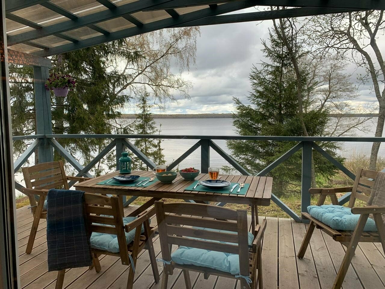 Коттедж с террасой