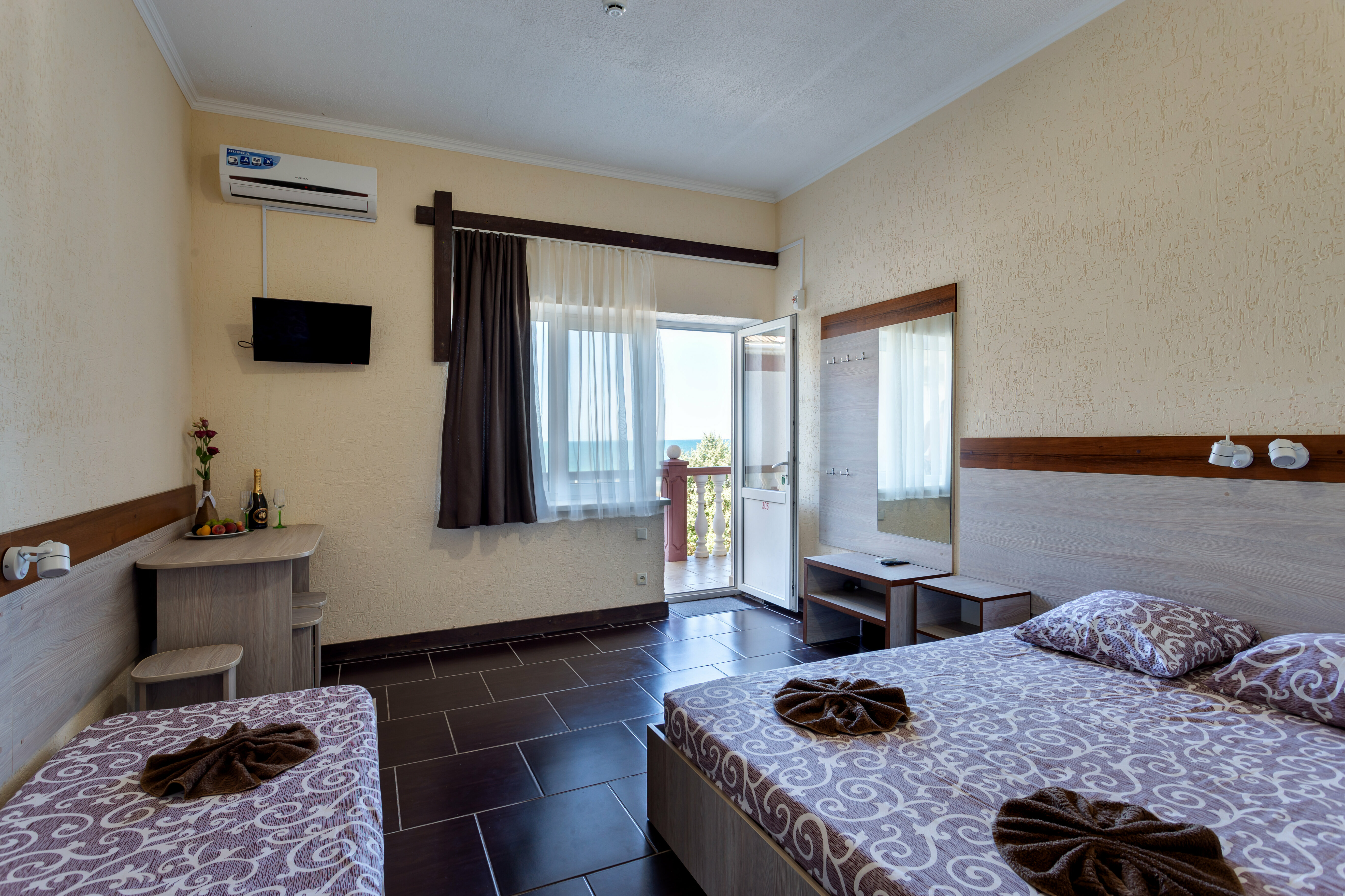 Однокомнатный с видом на море