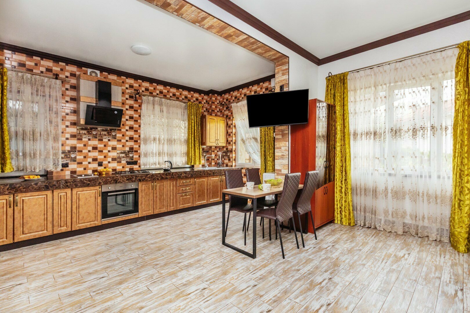 Апартаменты №221 / №231