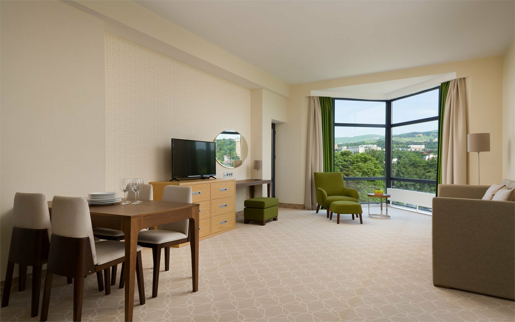 Люкс с видом на сад