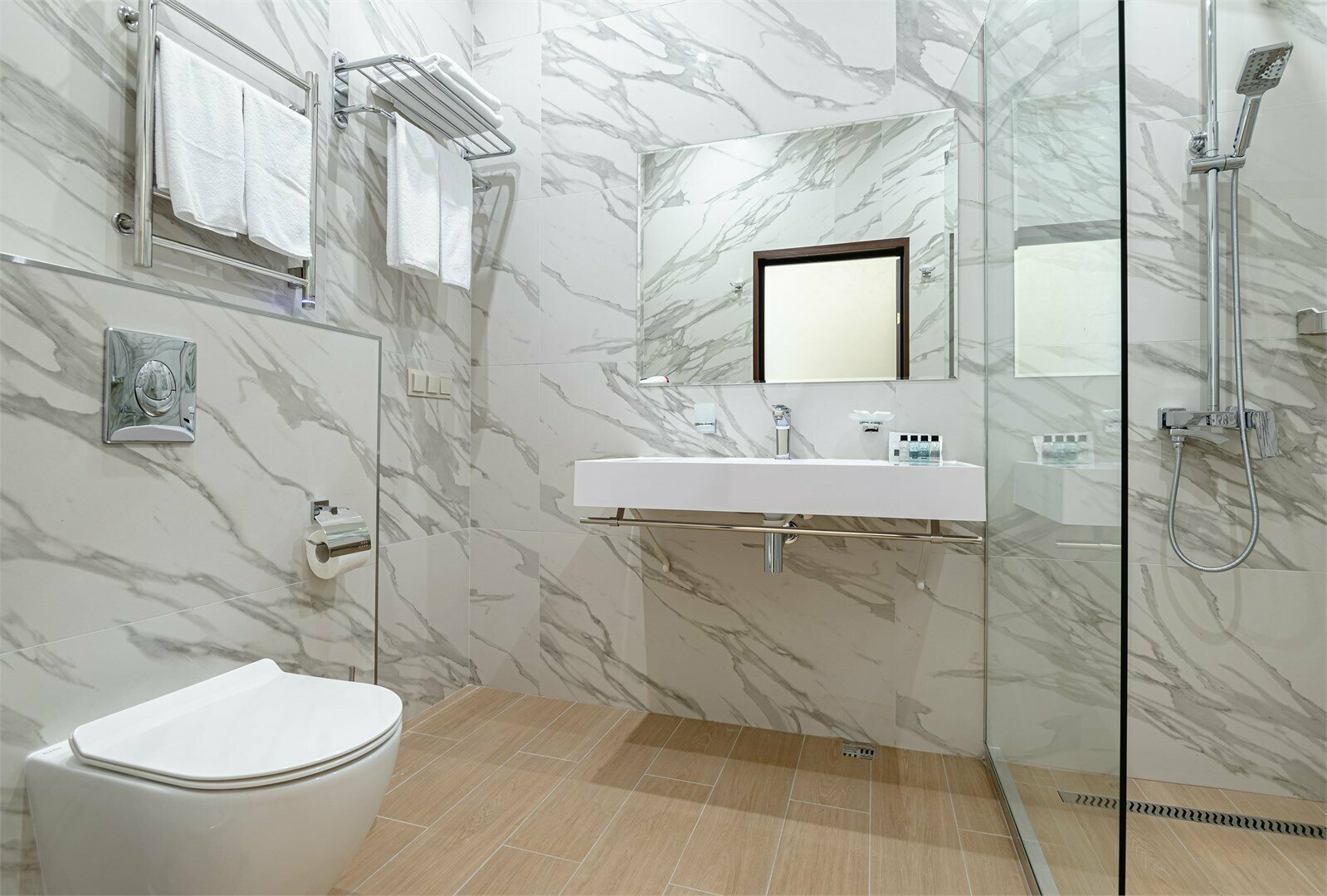 Люкс трёхкомнатный Family Suite