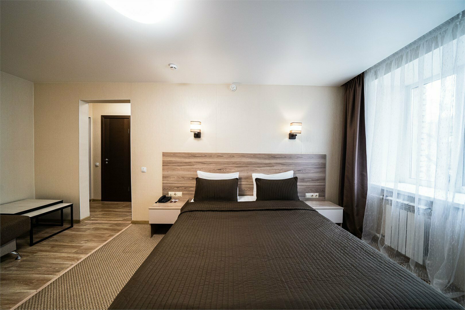 Cемейный номер с собственной ванной комнатой