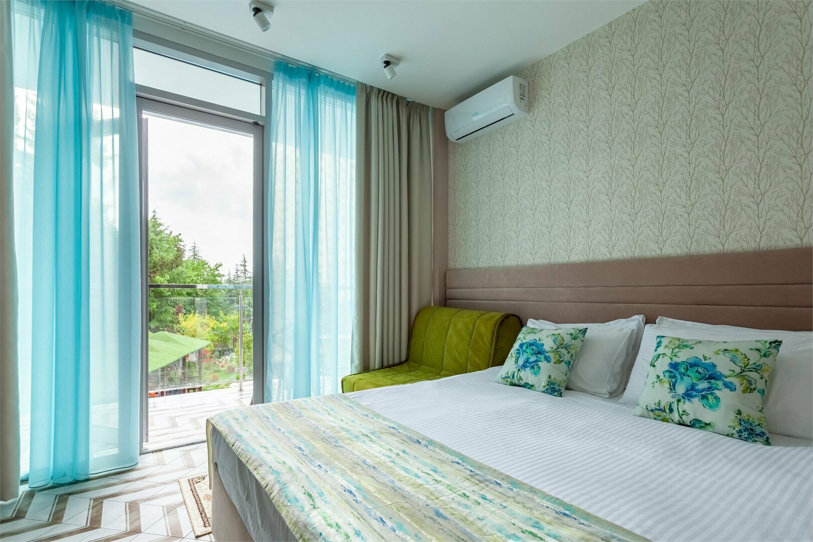 Делюкс (Корп 2)