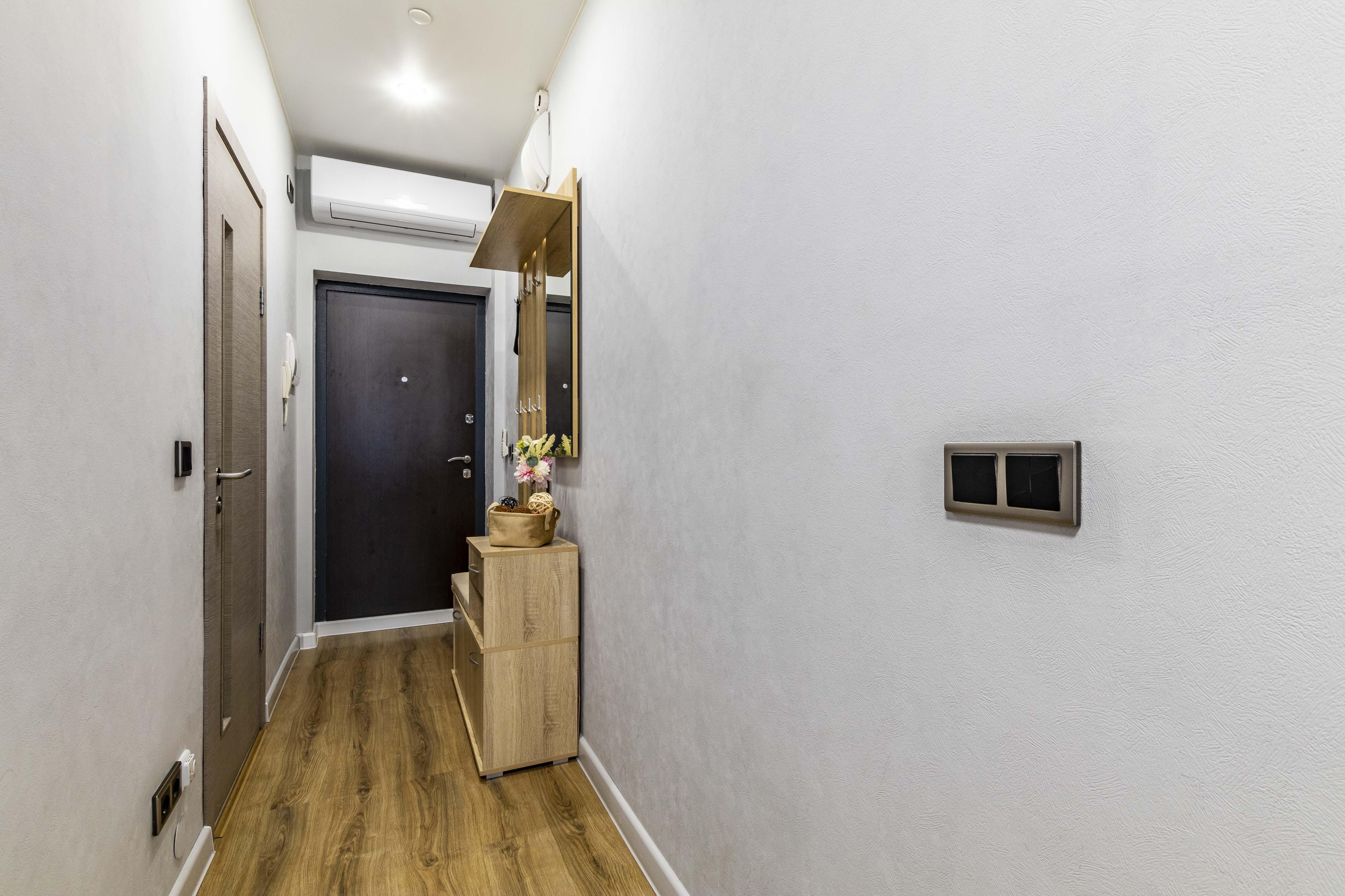 11. Трёхместный номер с видом на город (13)