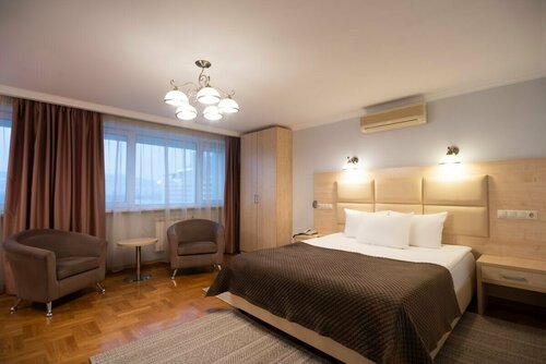 Бизнес  с видом на Енисей