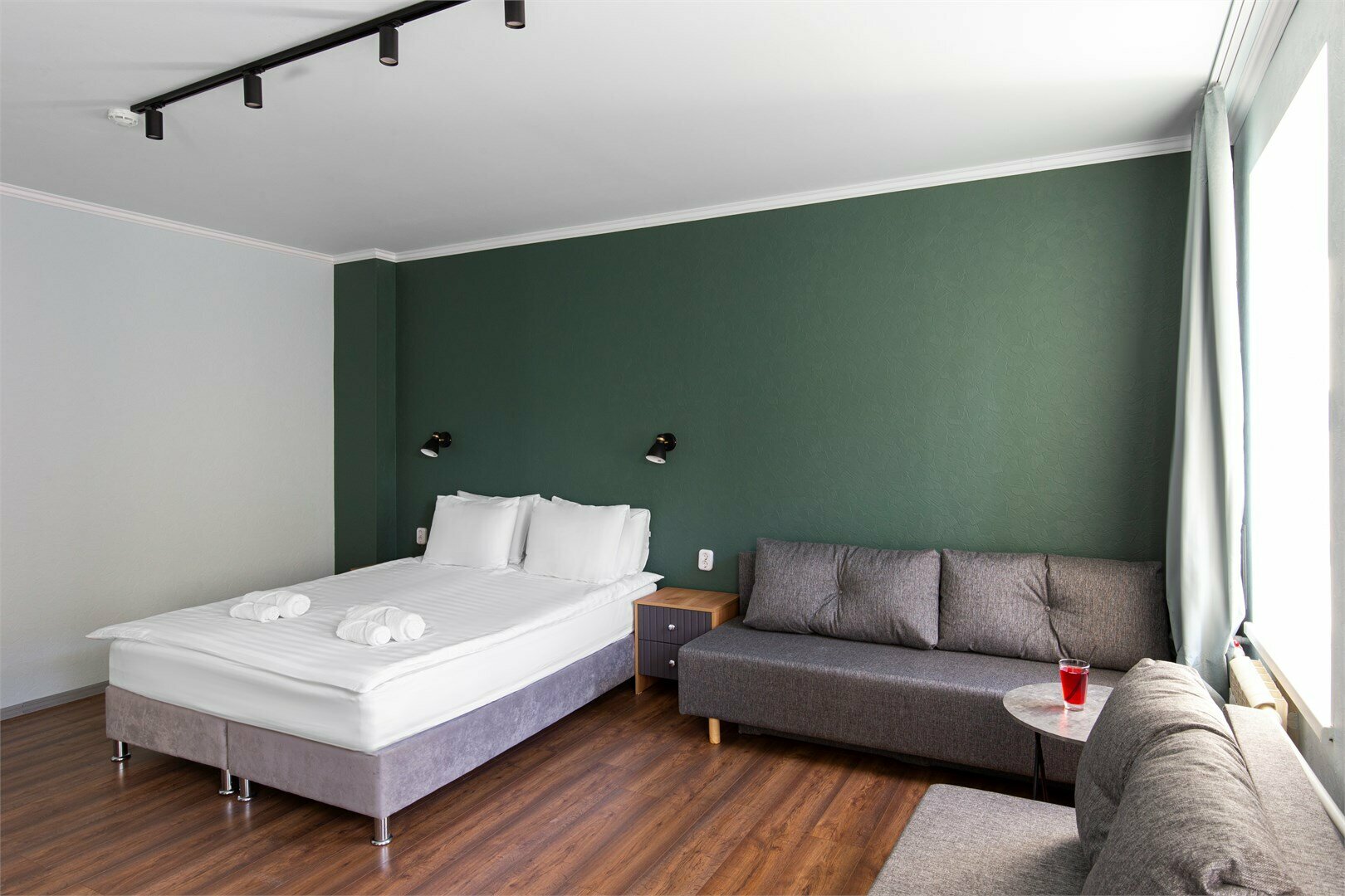 Семейный номер с мини-кухней