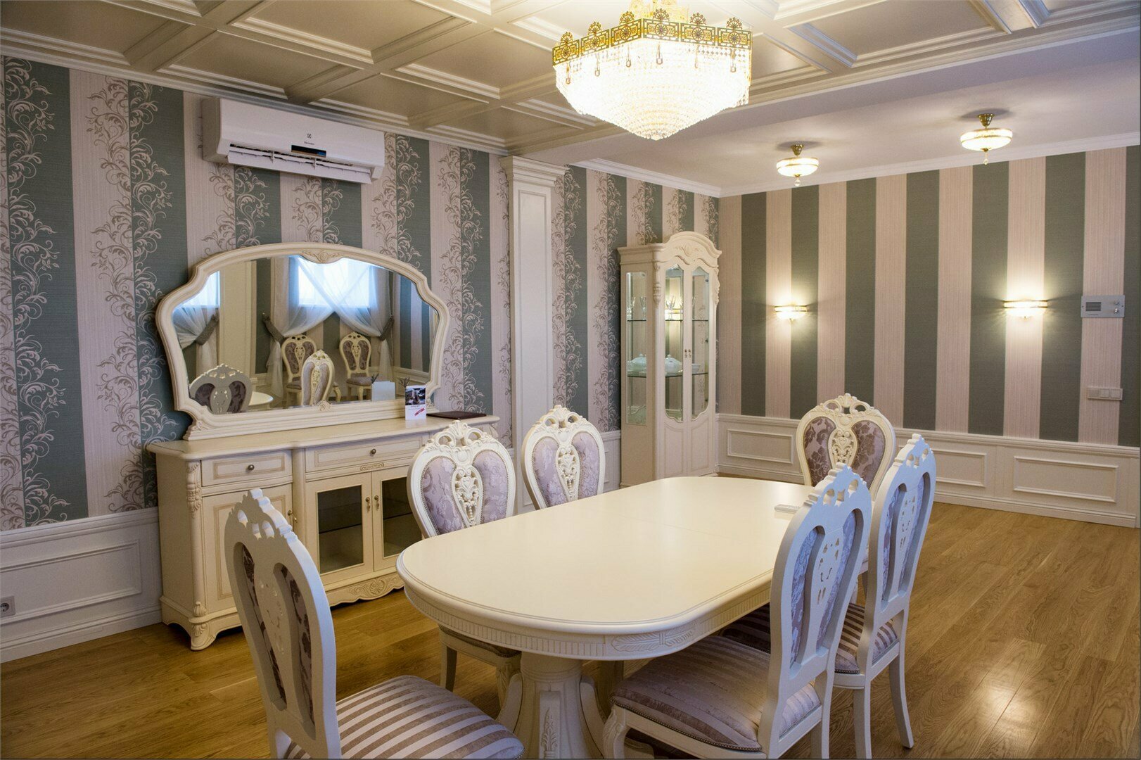 Двухэтажная вилла «Аврора» на берегу моря