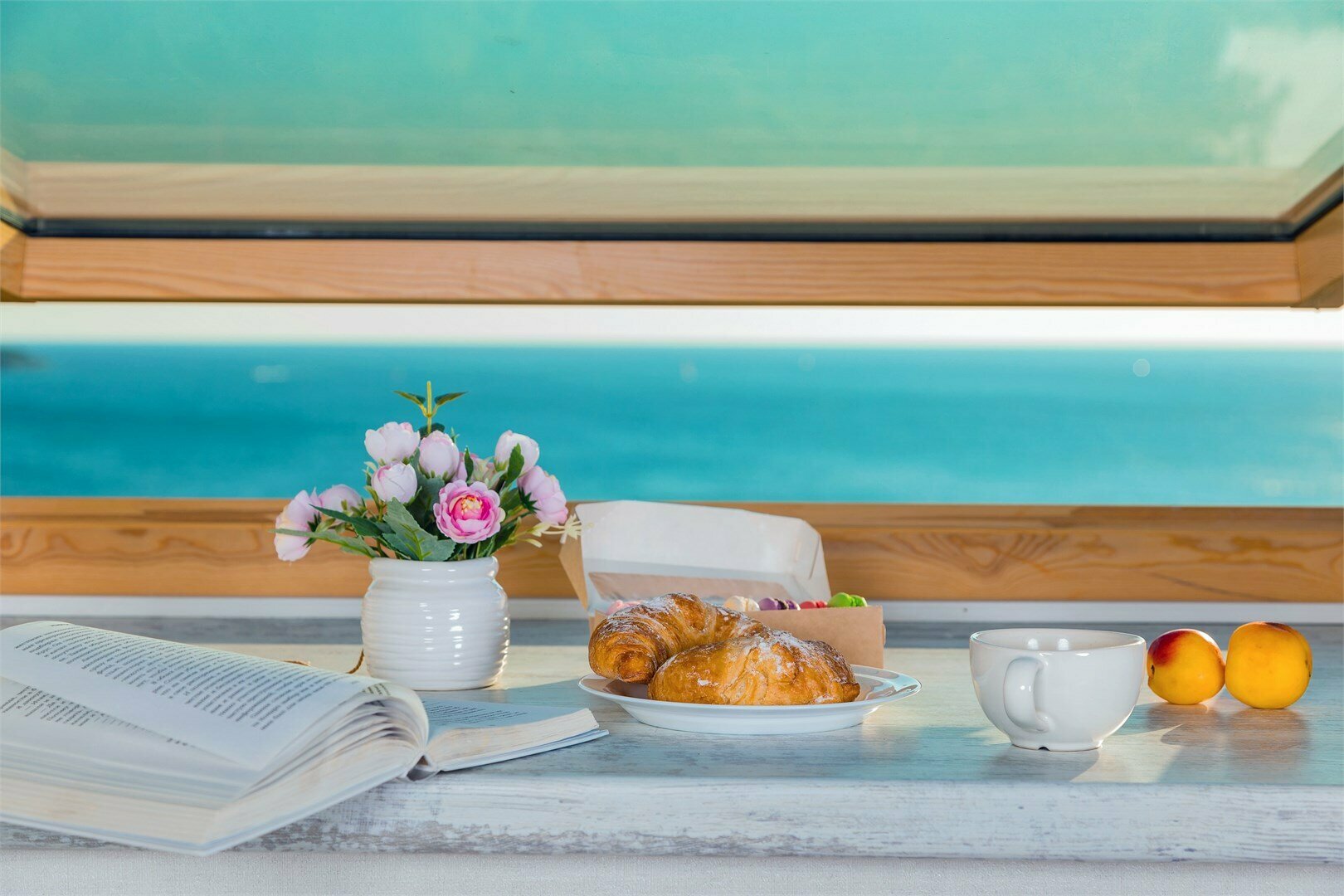 Апартаменты с видом на море (2 комнаты, 55 кв.м)