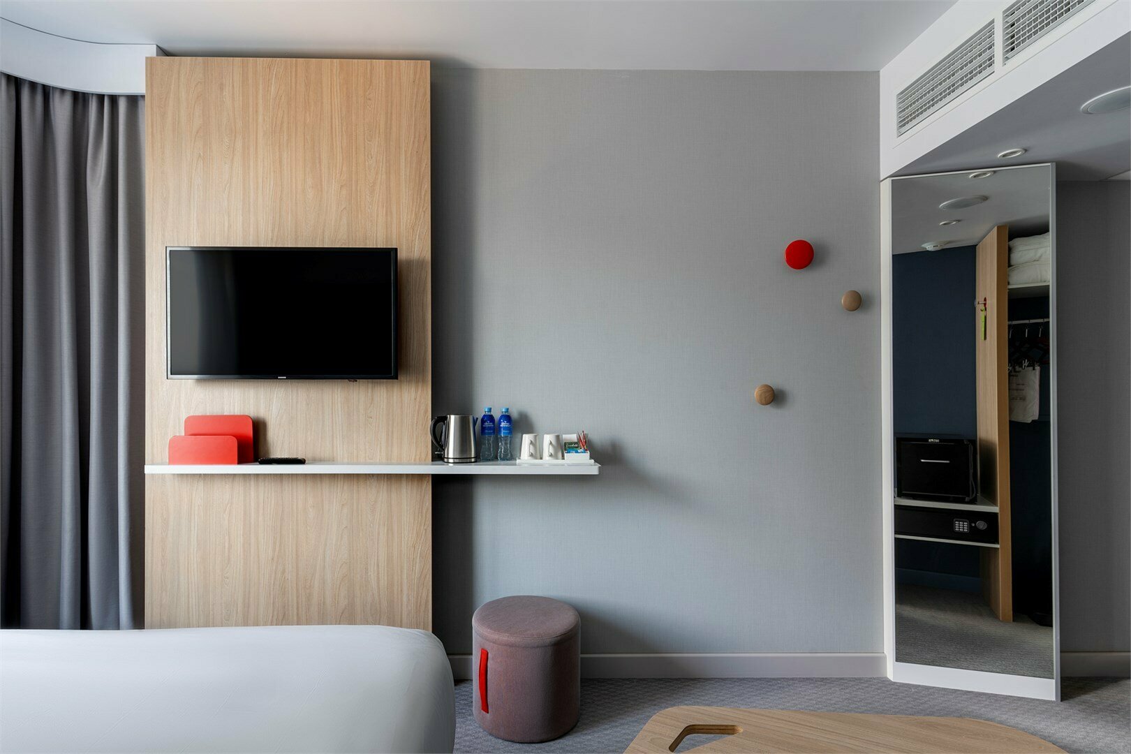 Номер Комфорт с одной кроватью и диваном