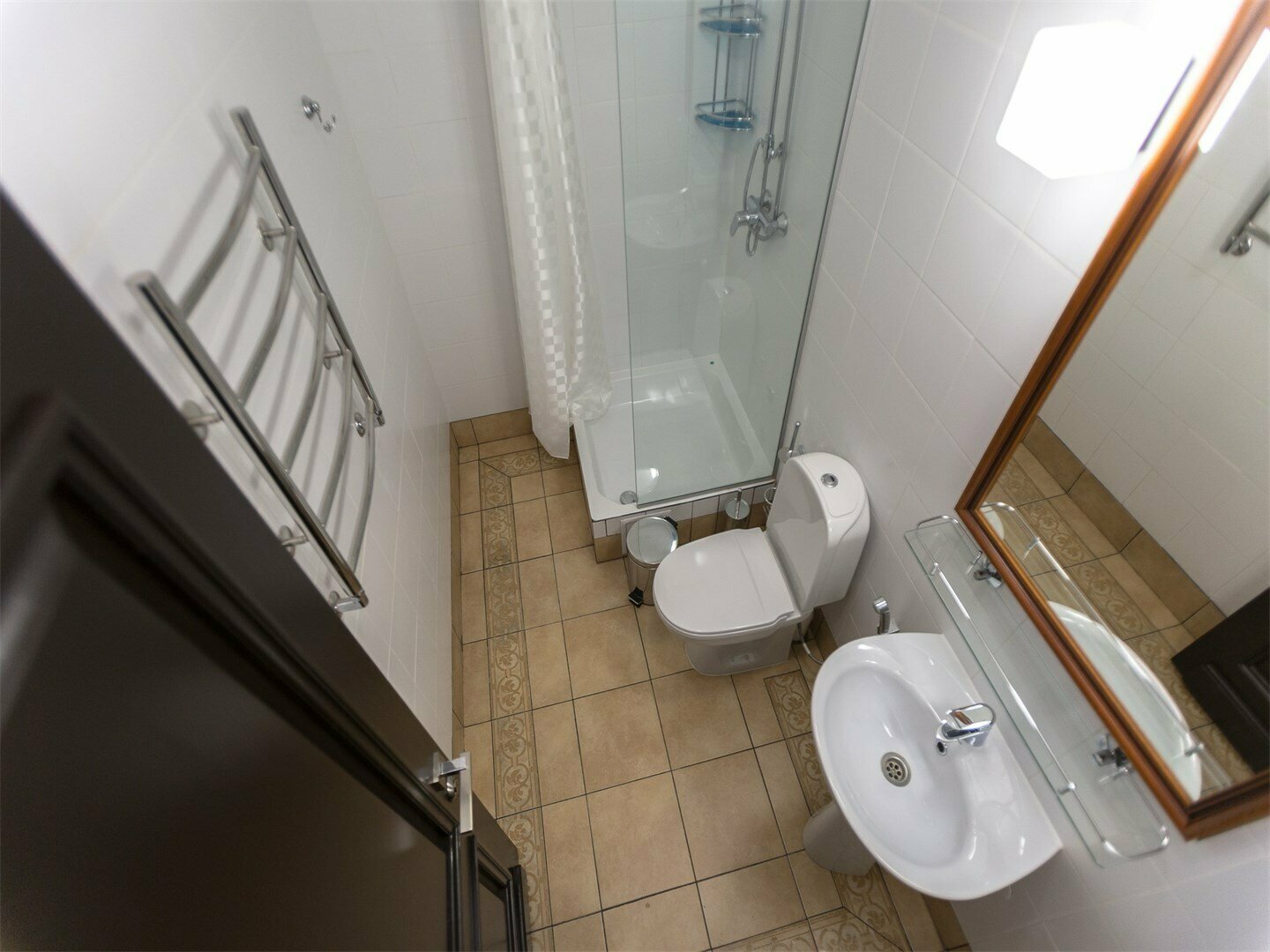 Двухместный стандартный номер с двумя раздельными кроватями