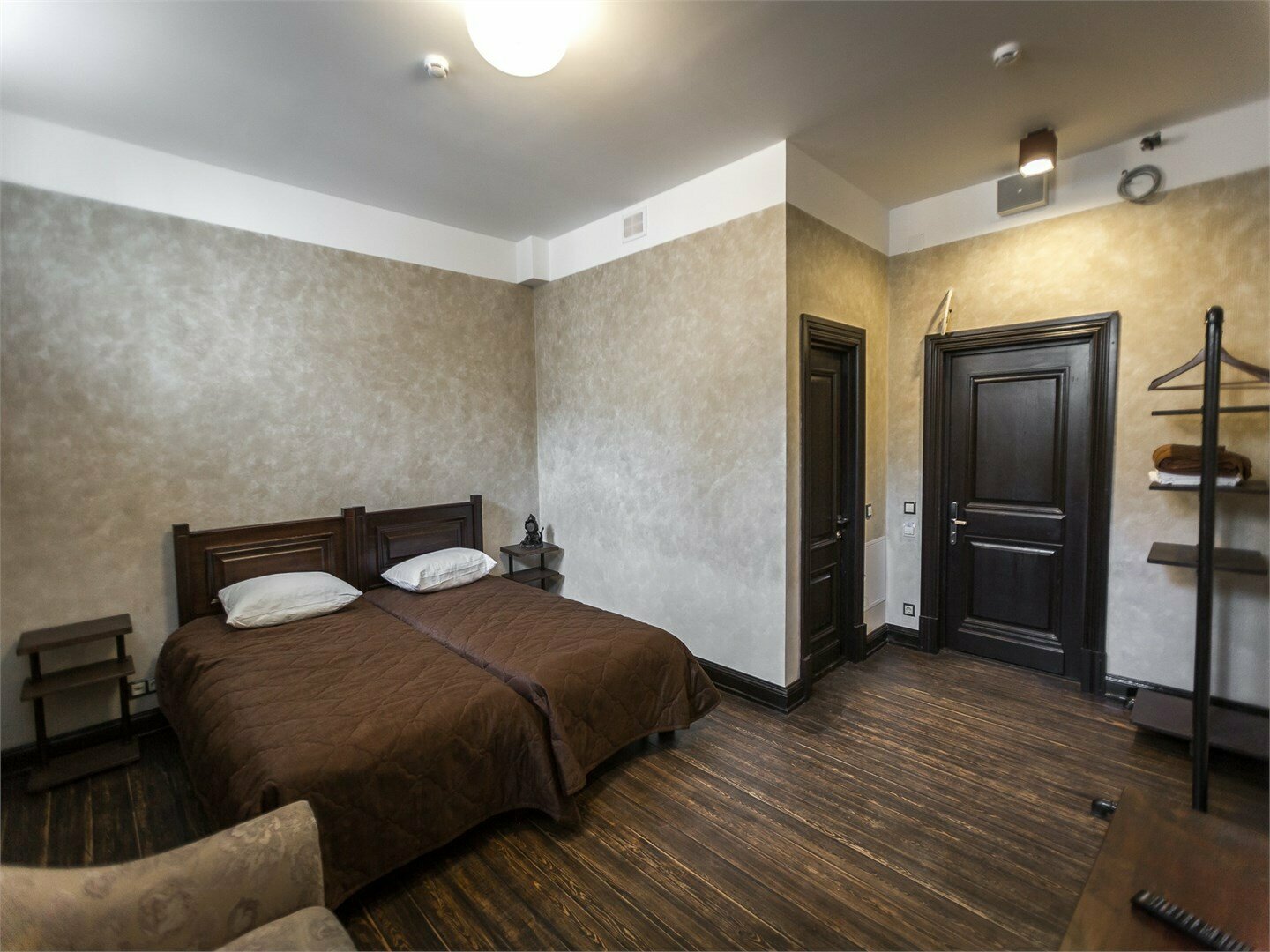 Двухместный стандартный номер с двумя раздельными кроватями