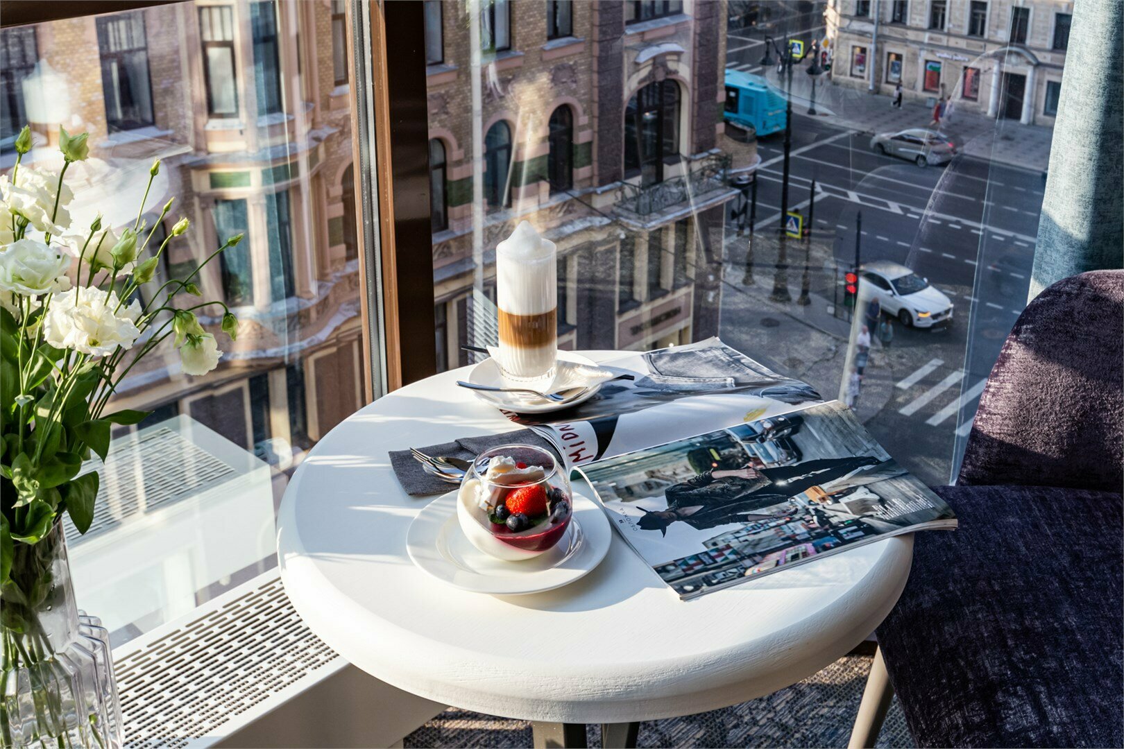 Делюкс с эркером и красивым панорамным видом на город