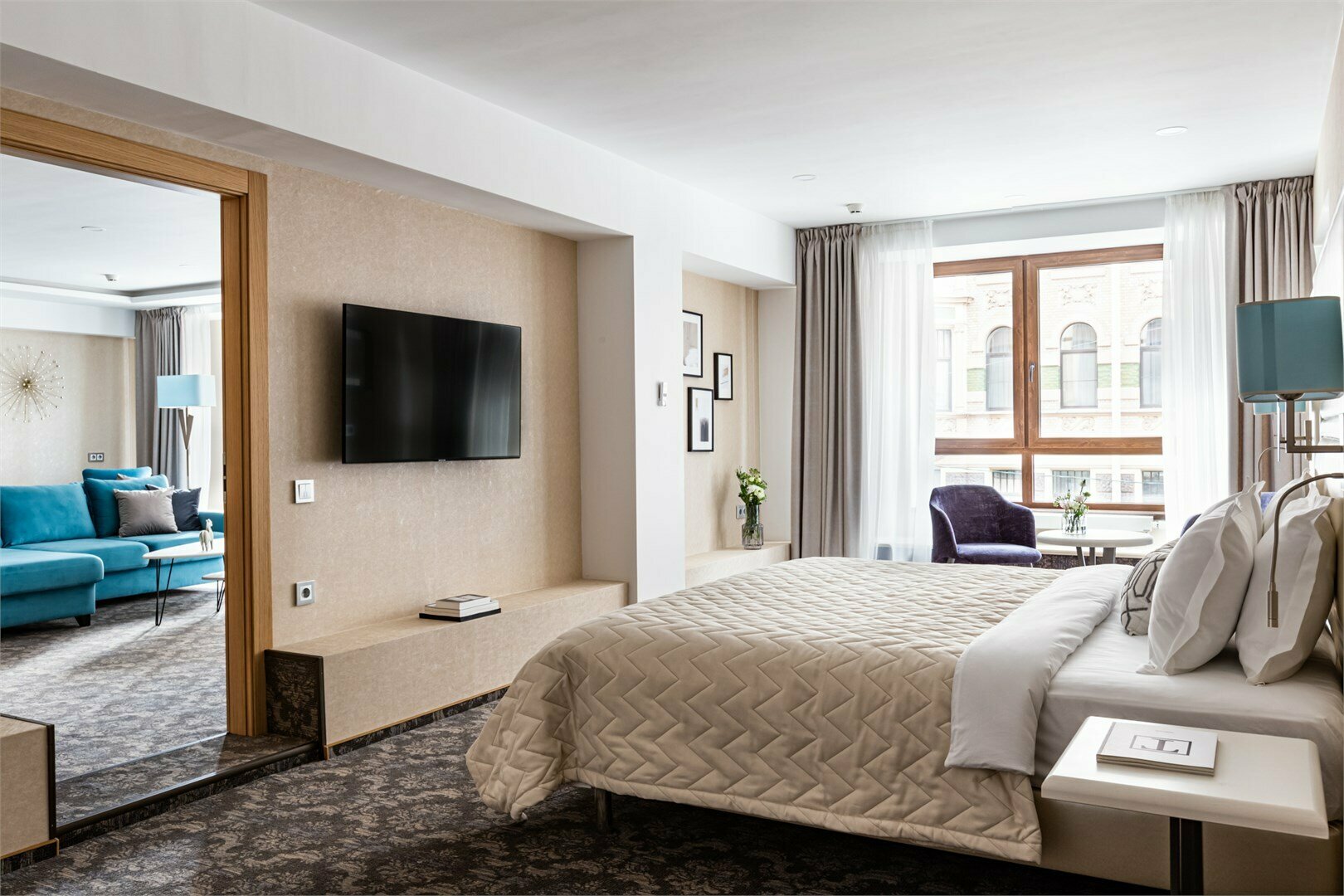 Двухкомнатный Люкс "Представительский" с видом на город